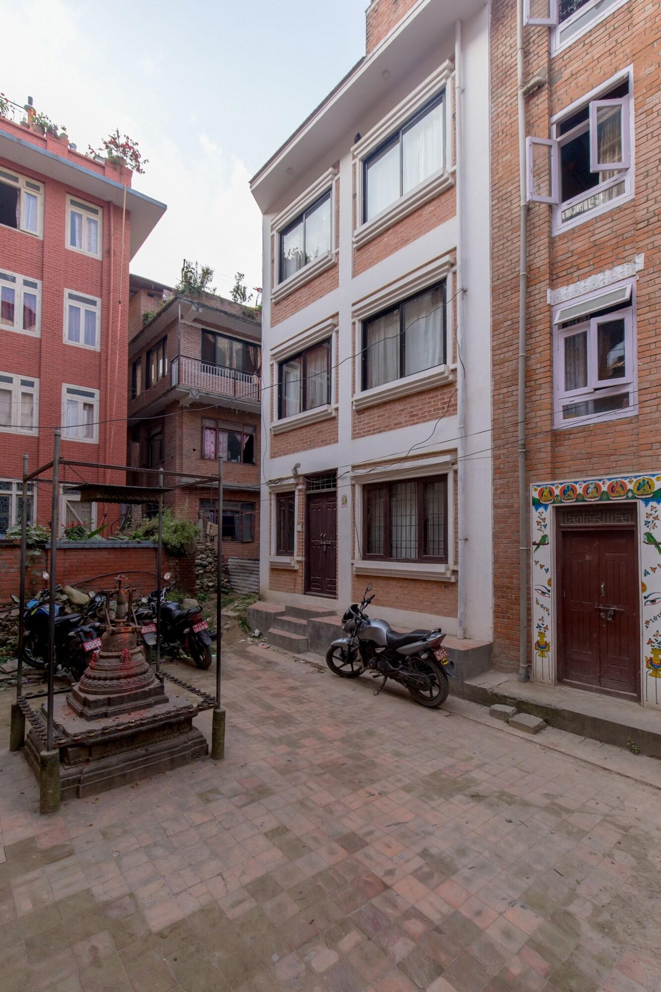 Vista Exterior Team Yala Inn