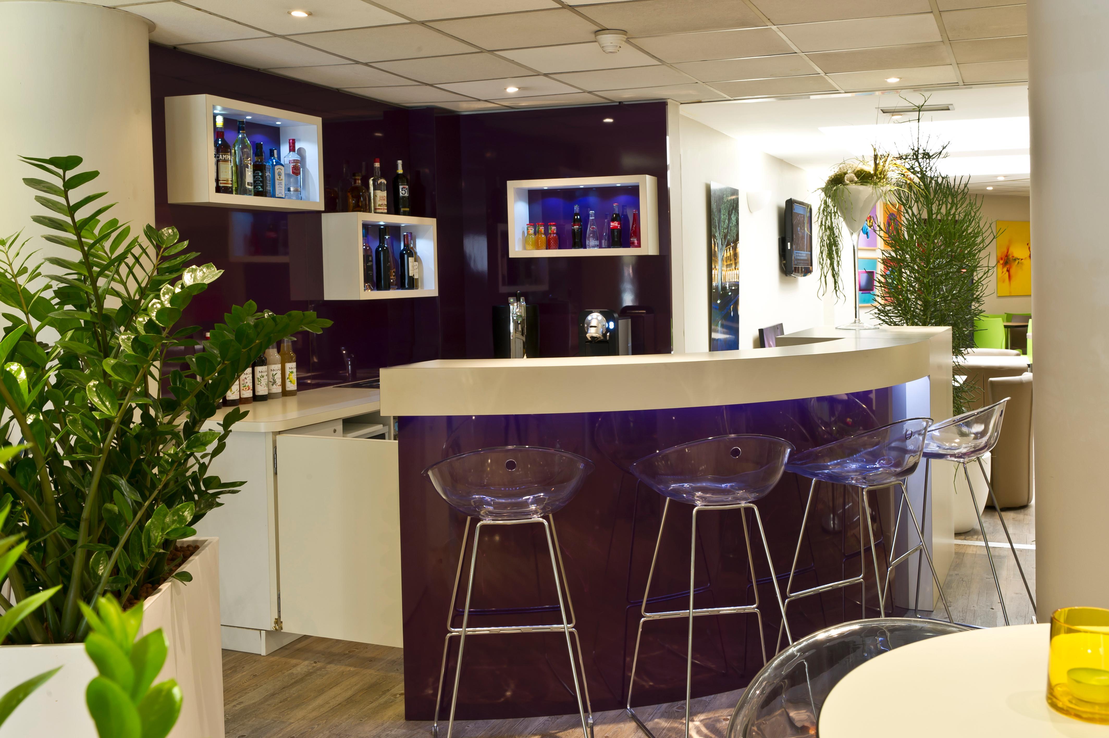 Bar/Salón ibis Styles Nice Vieux Port