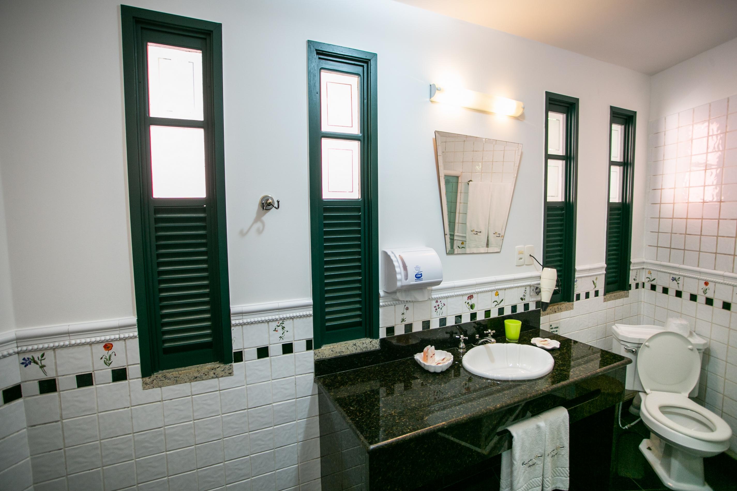 Baño Caminho Real Resort