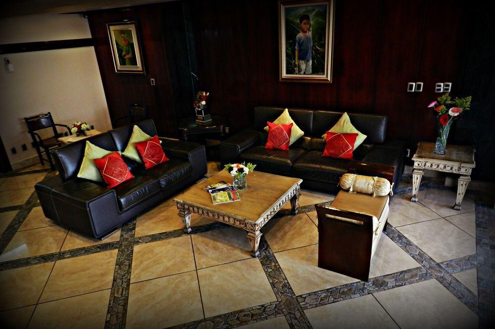 Vista Lobby Clarion Hotel San Pedro Sula