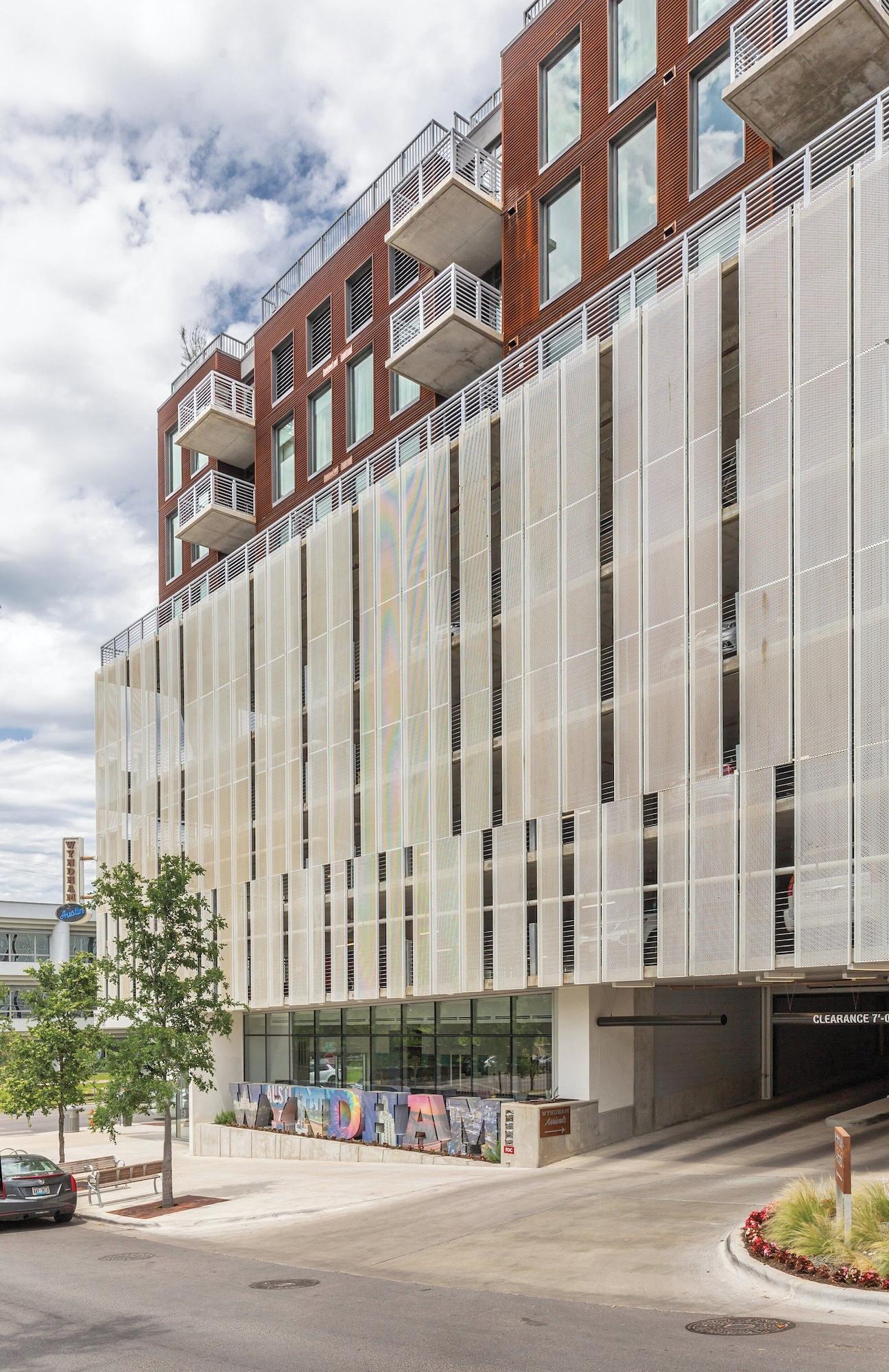 Vista Exterior Club Wyndham Austin