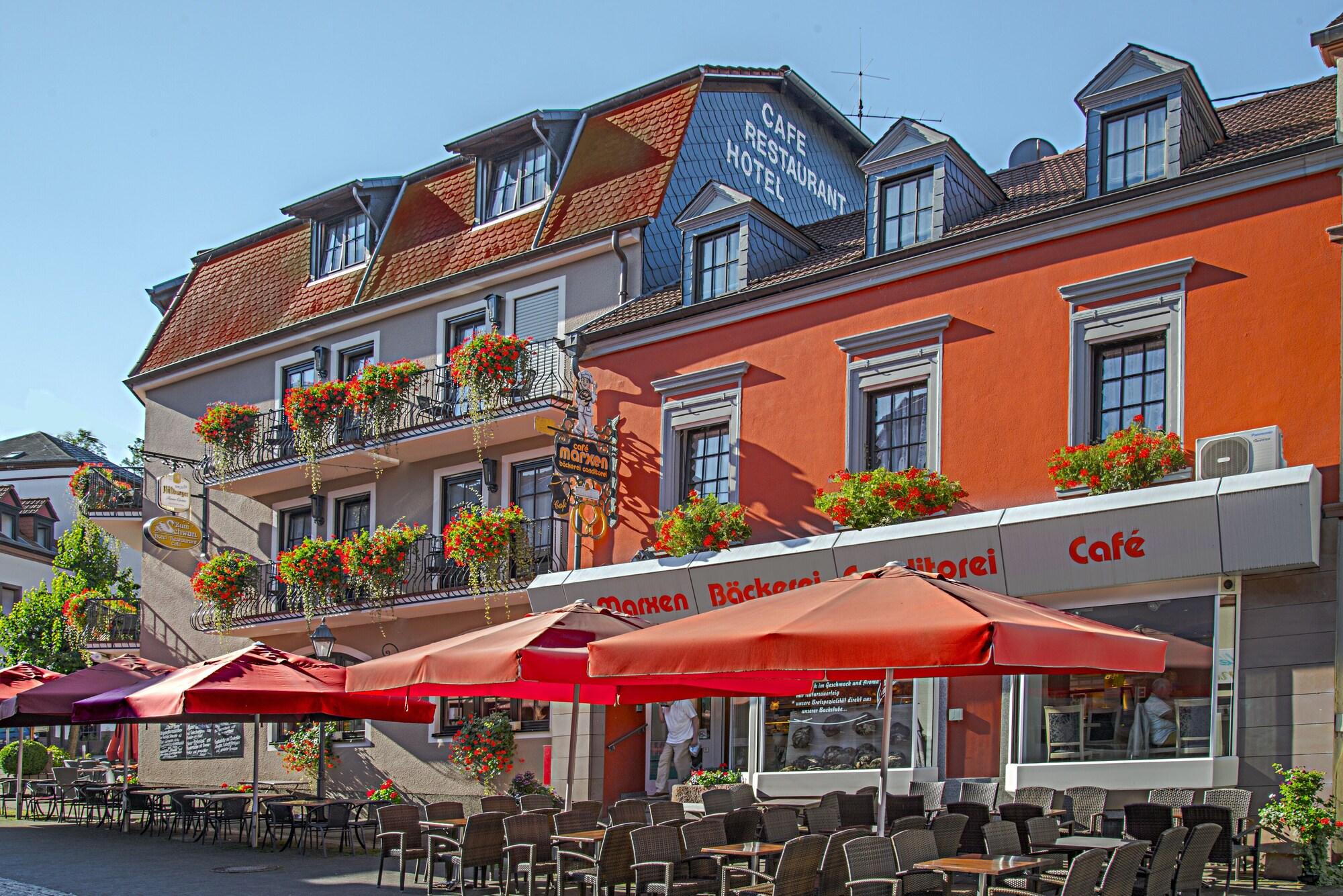 Comodidades del Alojamiento Hotel Restaurant Zum Schwan
