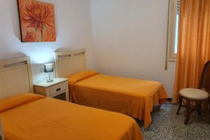 Alquiler Vacacional - ROSES Super apartment PREMIERE LIGNE de MER for 6.- 8 PERSONES CENTRE VILLE