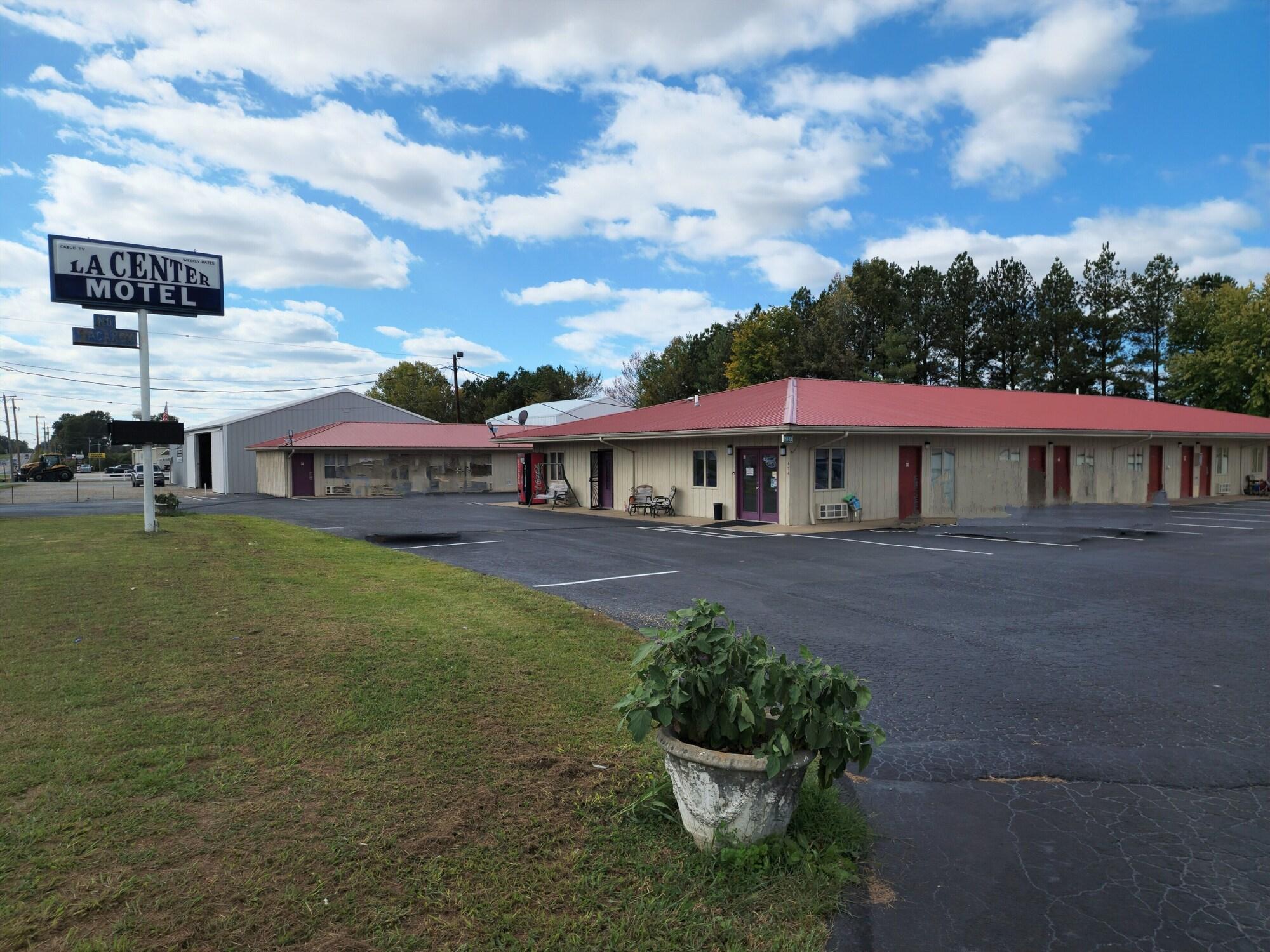 Vista Exterior La Center Motel