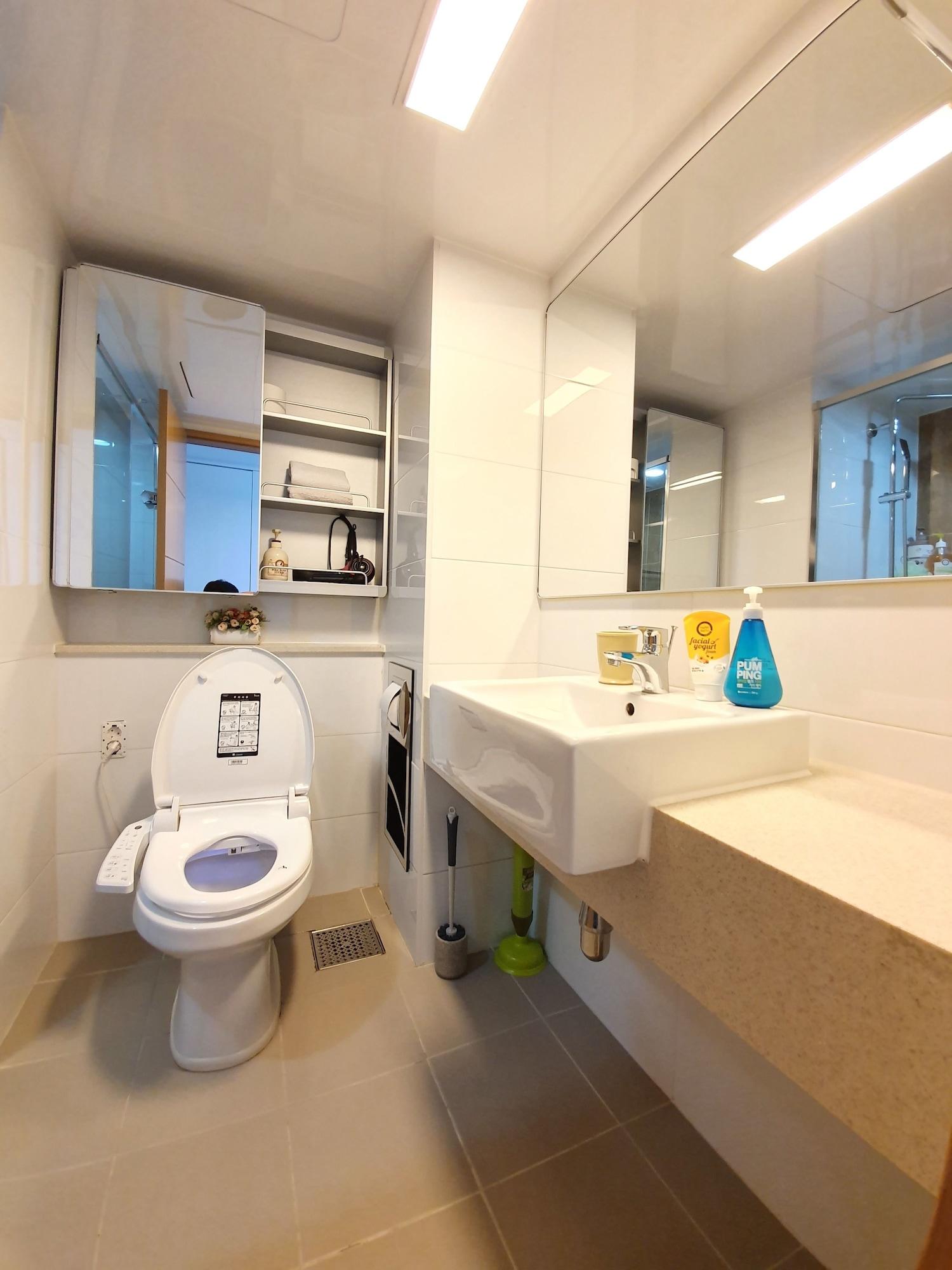 Equipamiento de Habitación DG HOUSE