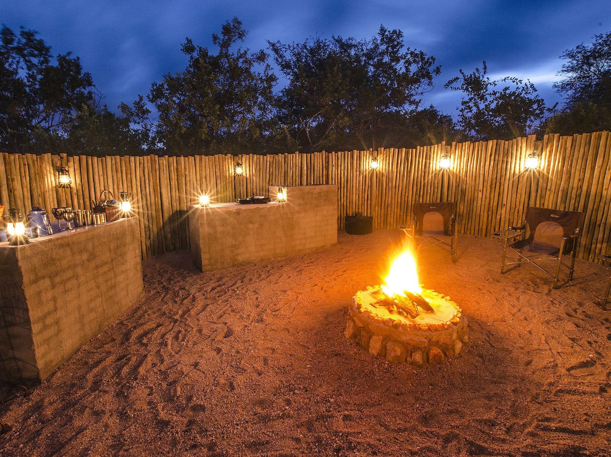 Restaurant Raptor Retreat Game Lodge
