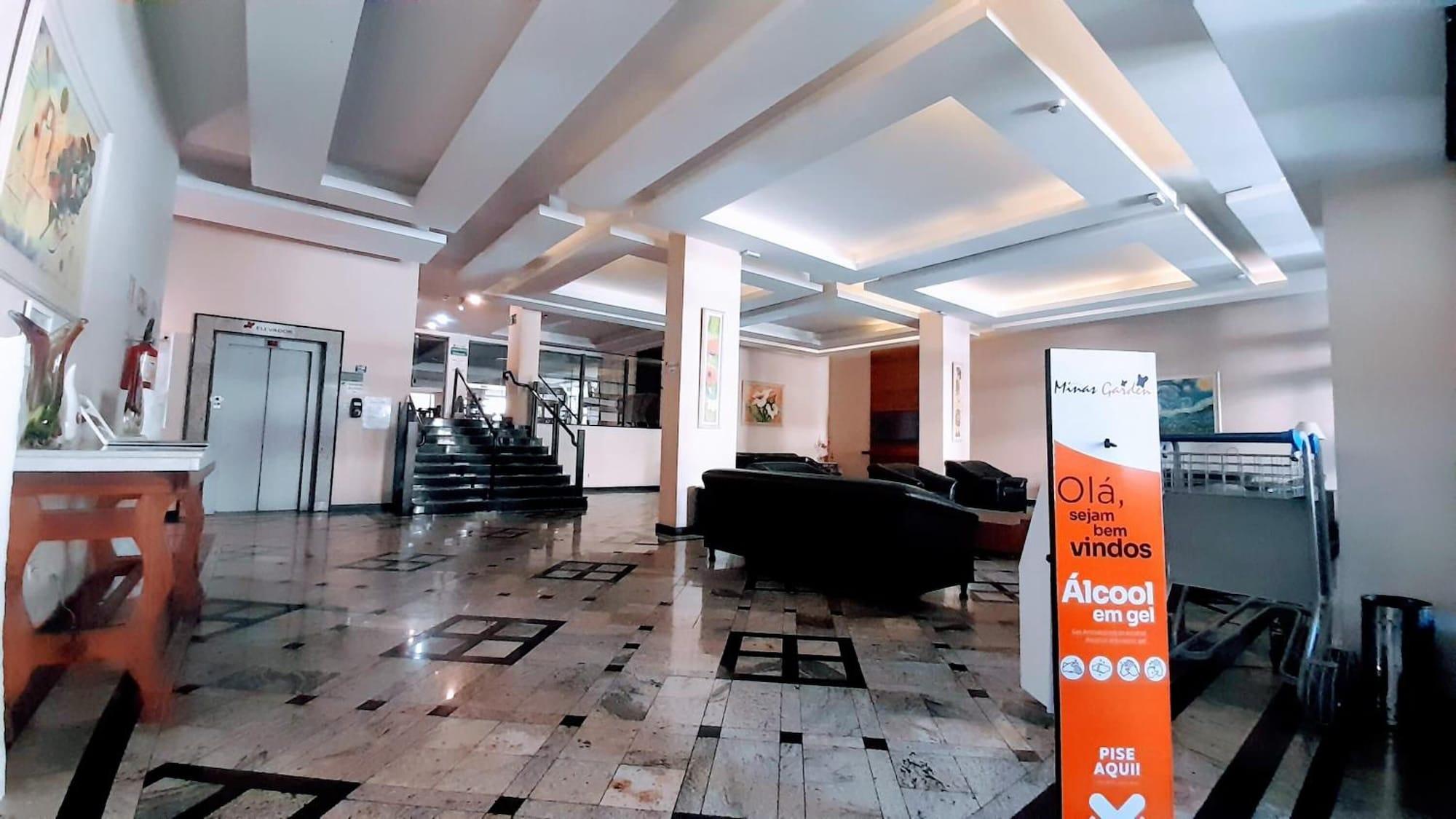 Vista Lobby Minas Garden Hotel