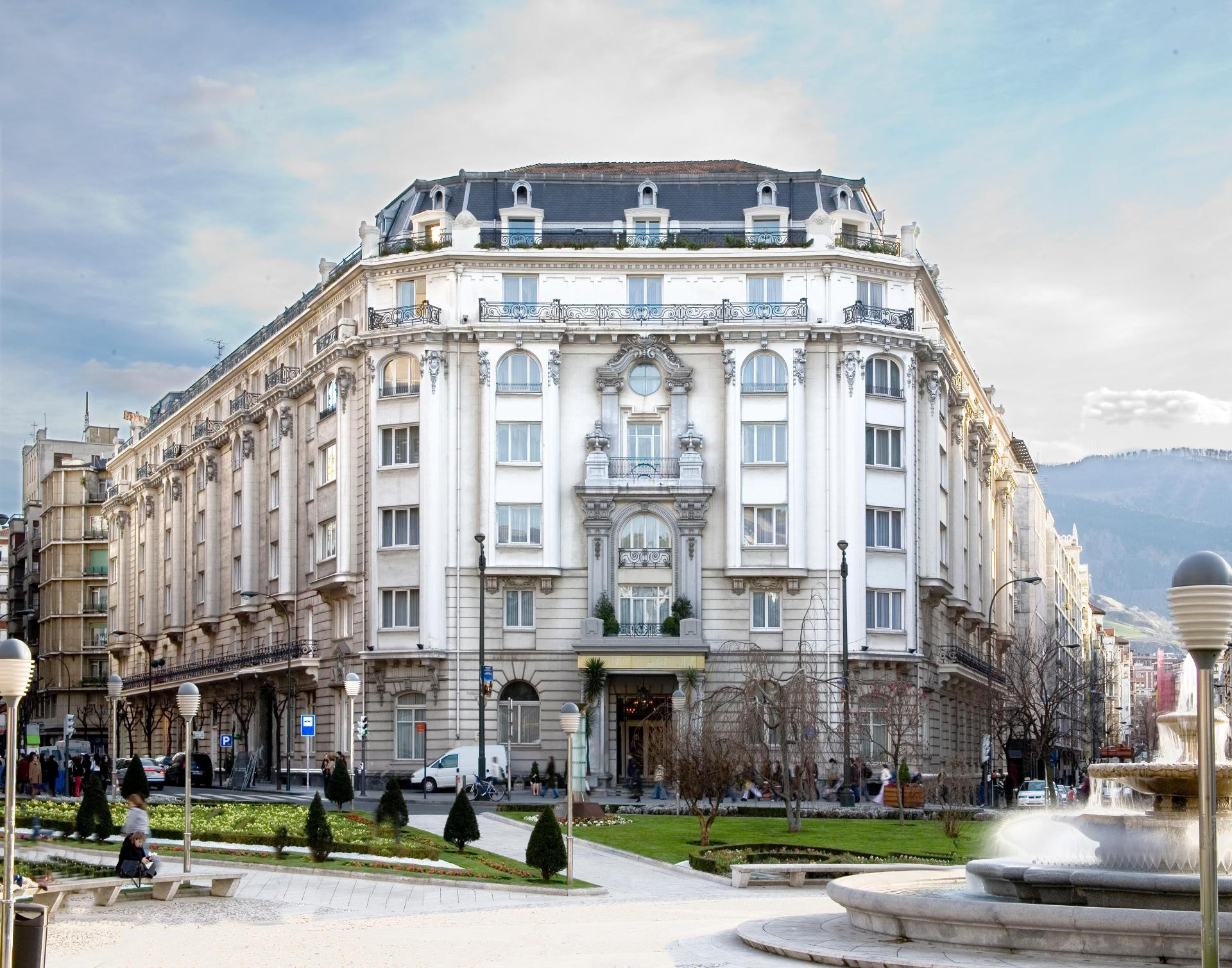 Vista Exterior Hotel Carlton