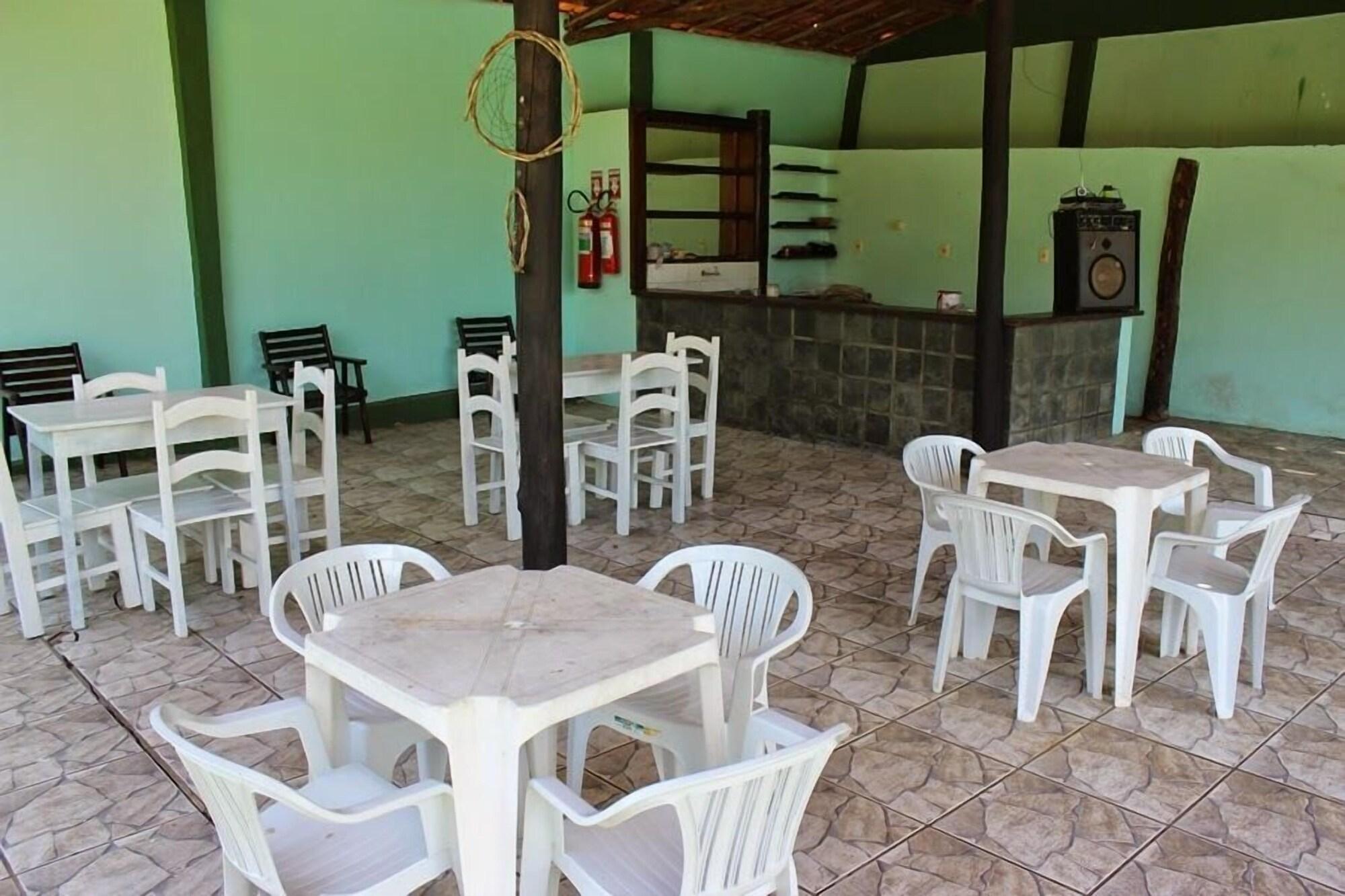Bar/Salón VOA Hotel Manaká