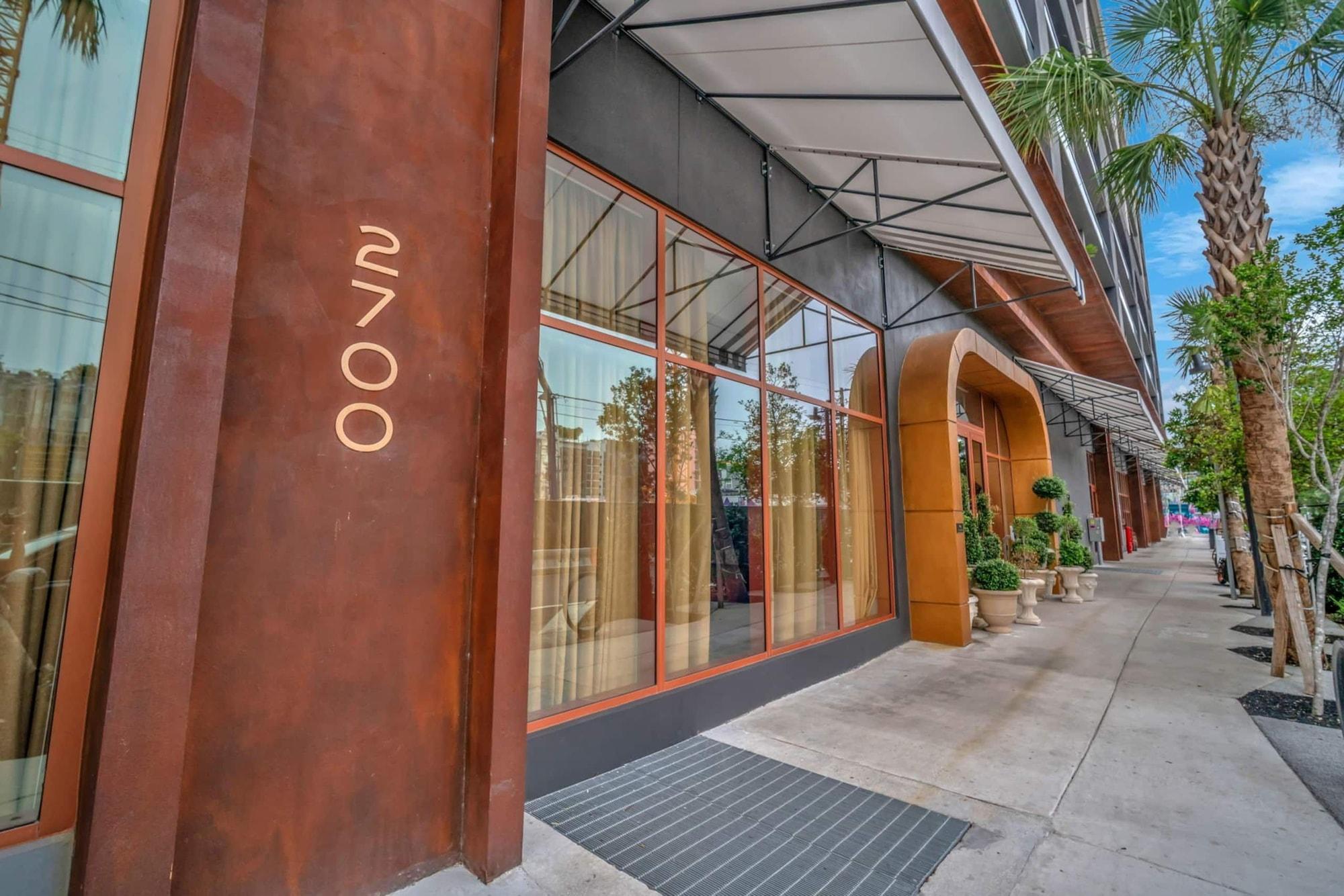 Vista Exterior NoMad Wynwood - Rooftop Pool - Gym