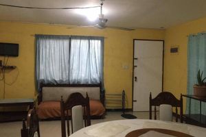 Alquiler Vacacional - 3 Bedroom house, 10mins to Malls & the city proper, located in a quiet subd.