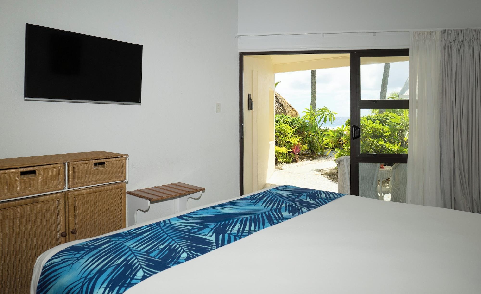Playa Club Raro Resort – Adults Only