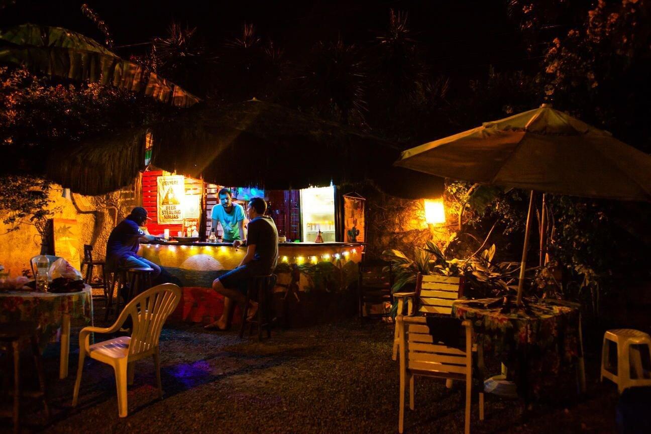 Bar/Lounge Yolo Hostel