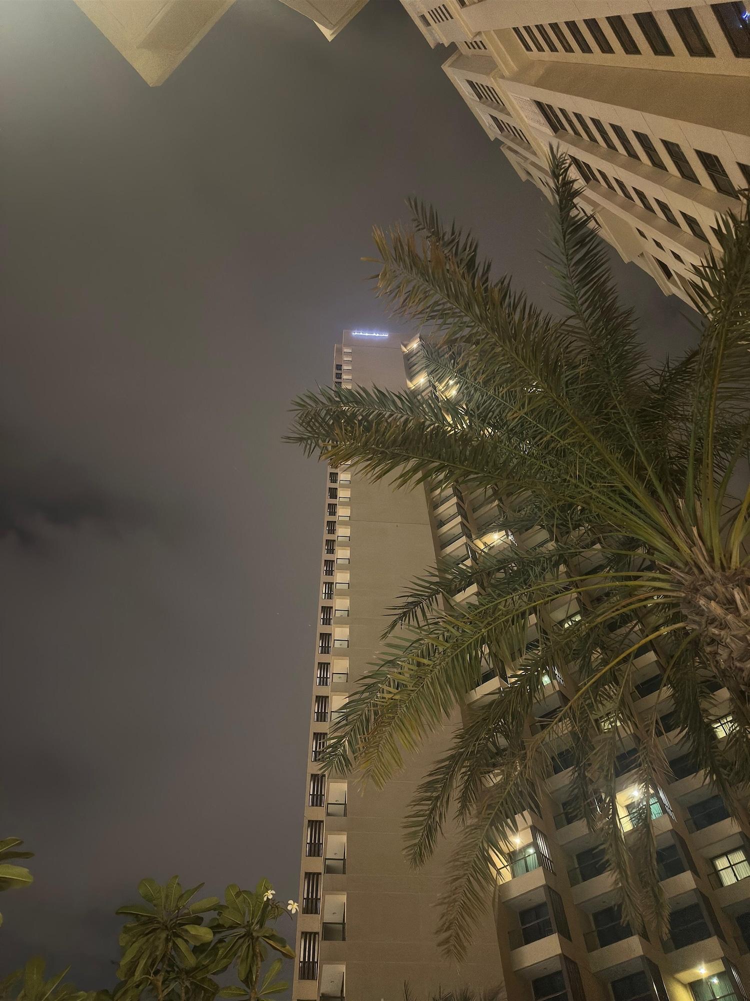 Vista Exterior Dubai Eye View Stay