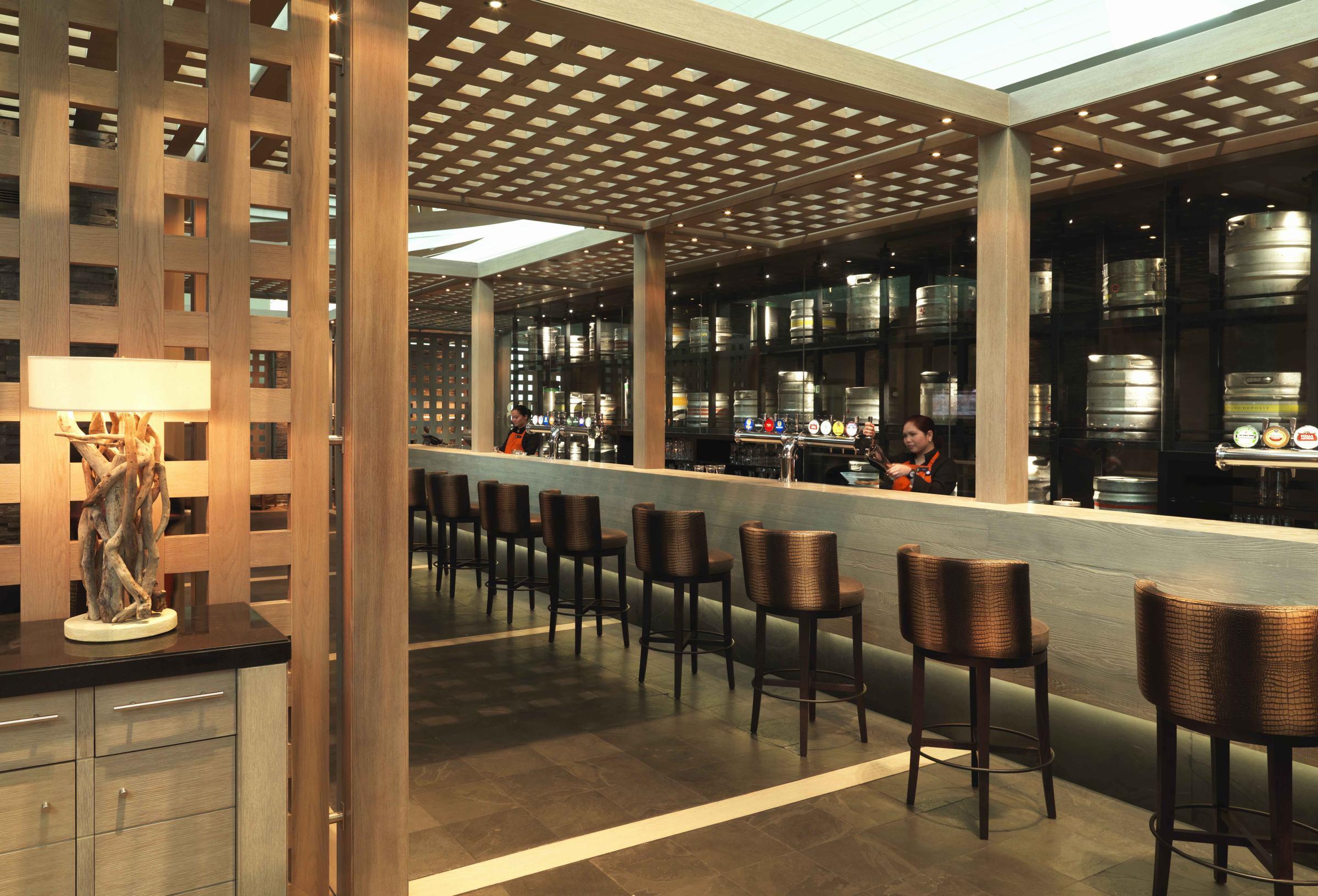 Bar/Salón Dubai International Terminal Hotel