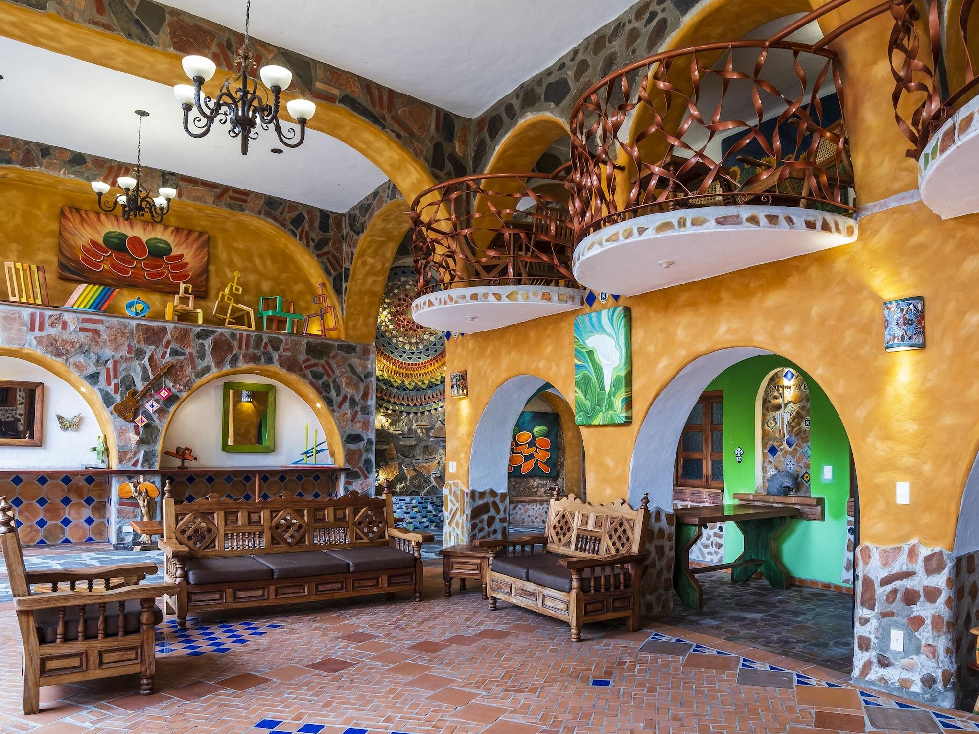 Vista Lobby Casa Miguel Arcangel