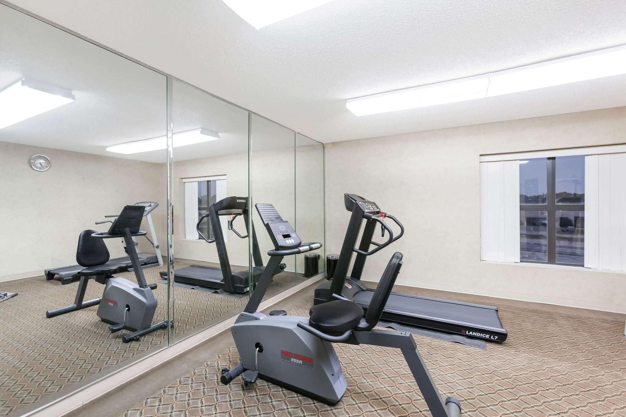 Gimnasio Super 8 by Wyndham Jacksonville AR