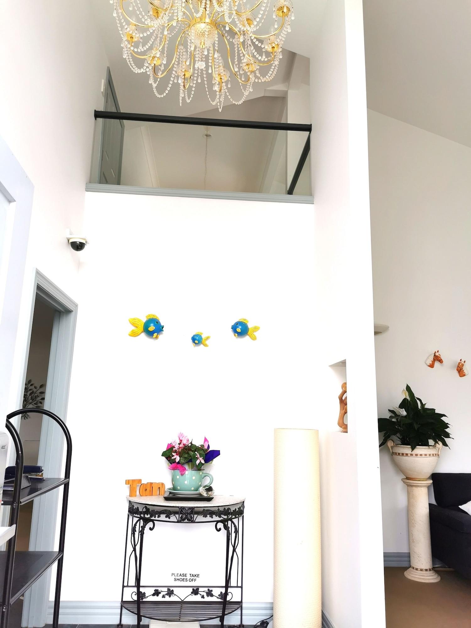 Vista Lobby Lush & Co Auckland Bed & Breakfast