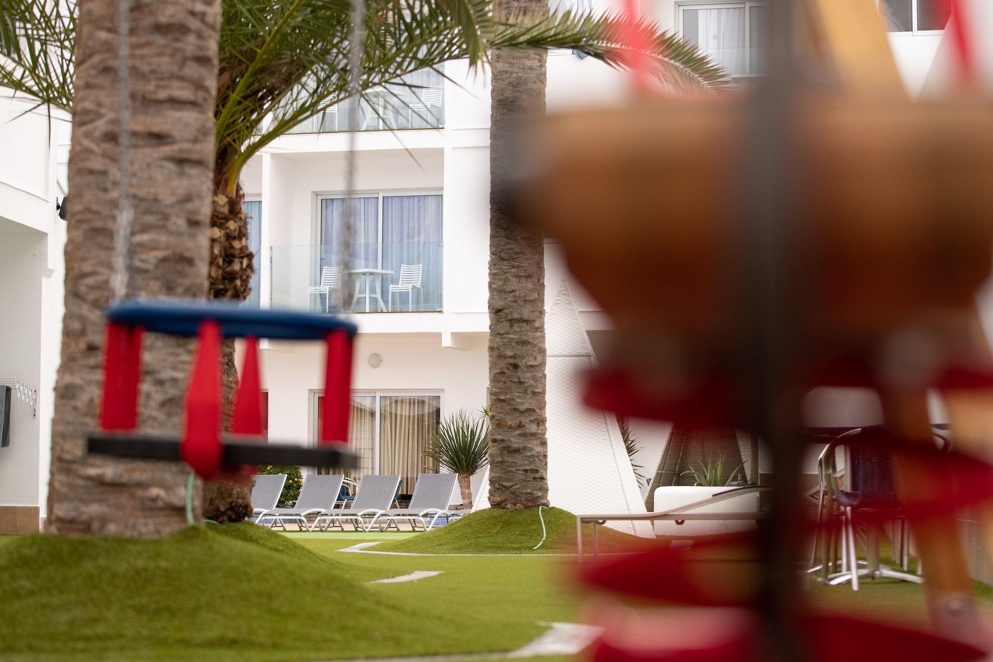 Vista Exterior Corralejo Surfing Colors Hotel&Apartments