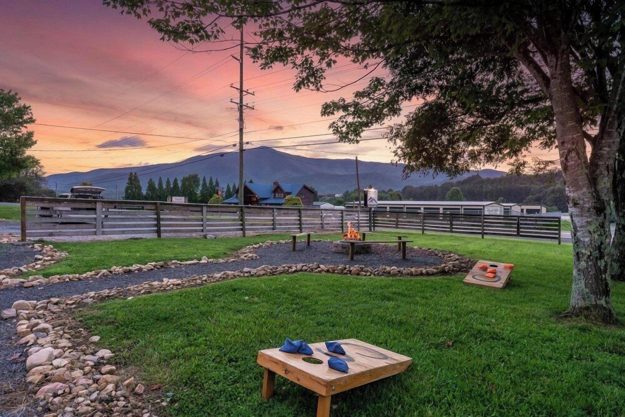 Varios Wild Mountain Lodge