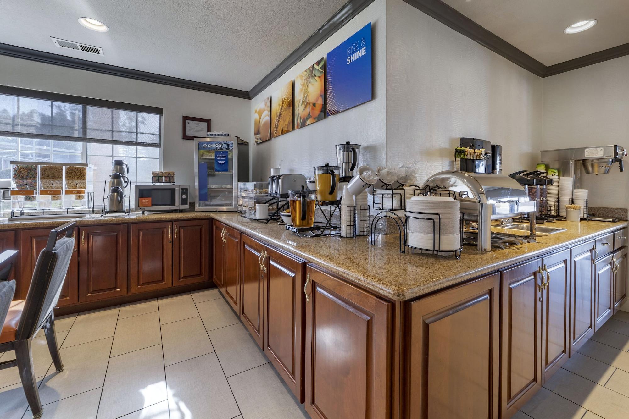 Restaurant Comfort Inn Eureka