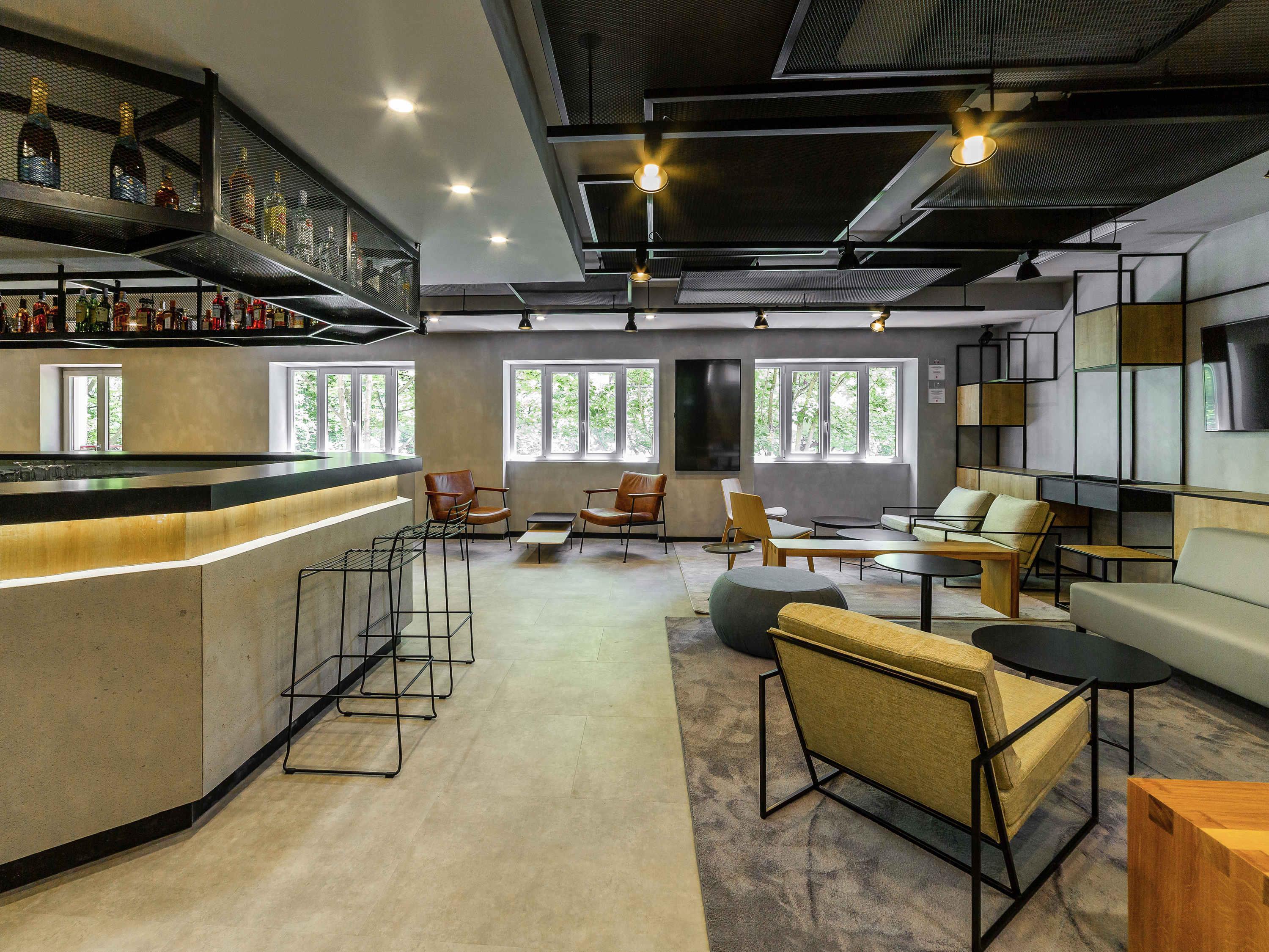 Bar/Salón ibis Porto Centro Mercado Bolhao