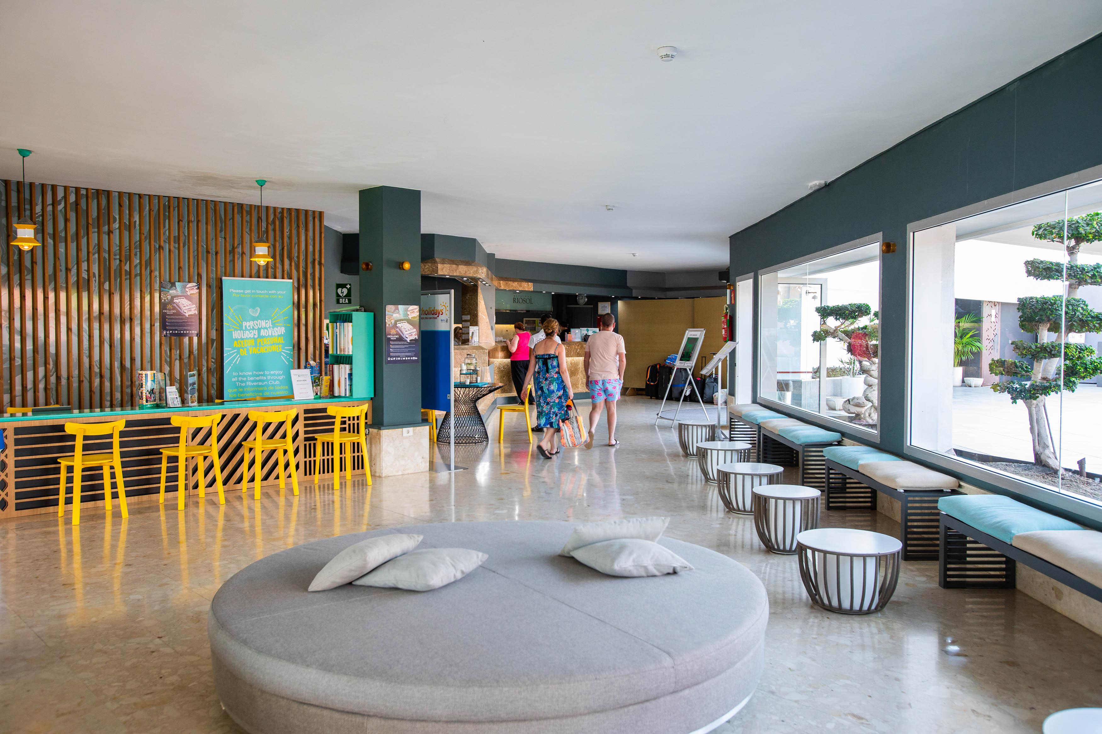 Vista Lobby Monteparaiso