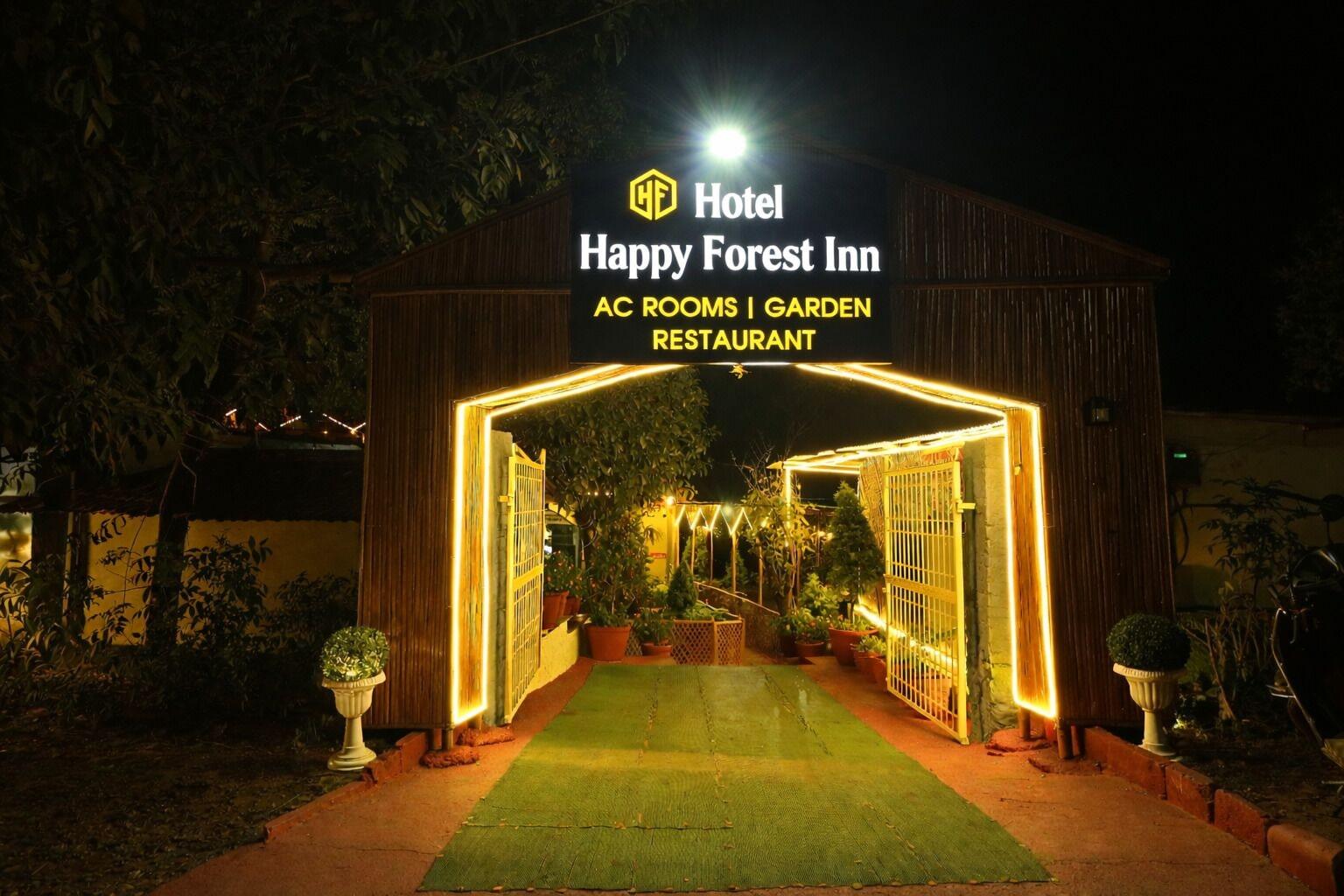 Varios Hotel Happy Forest Inn