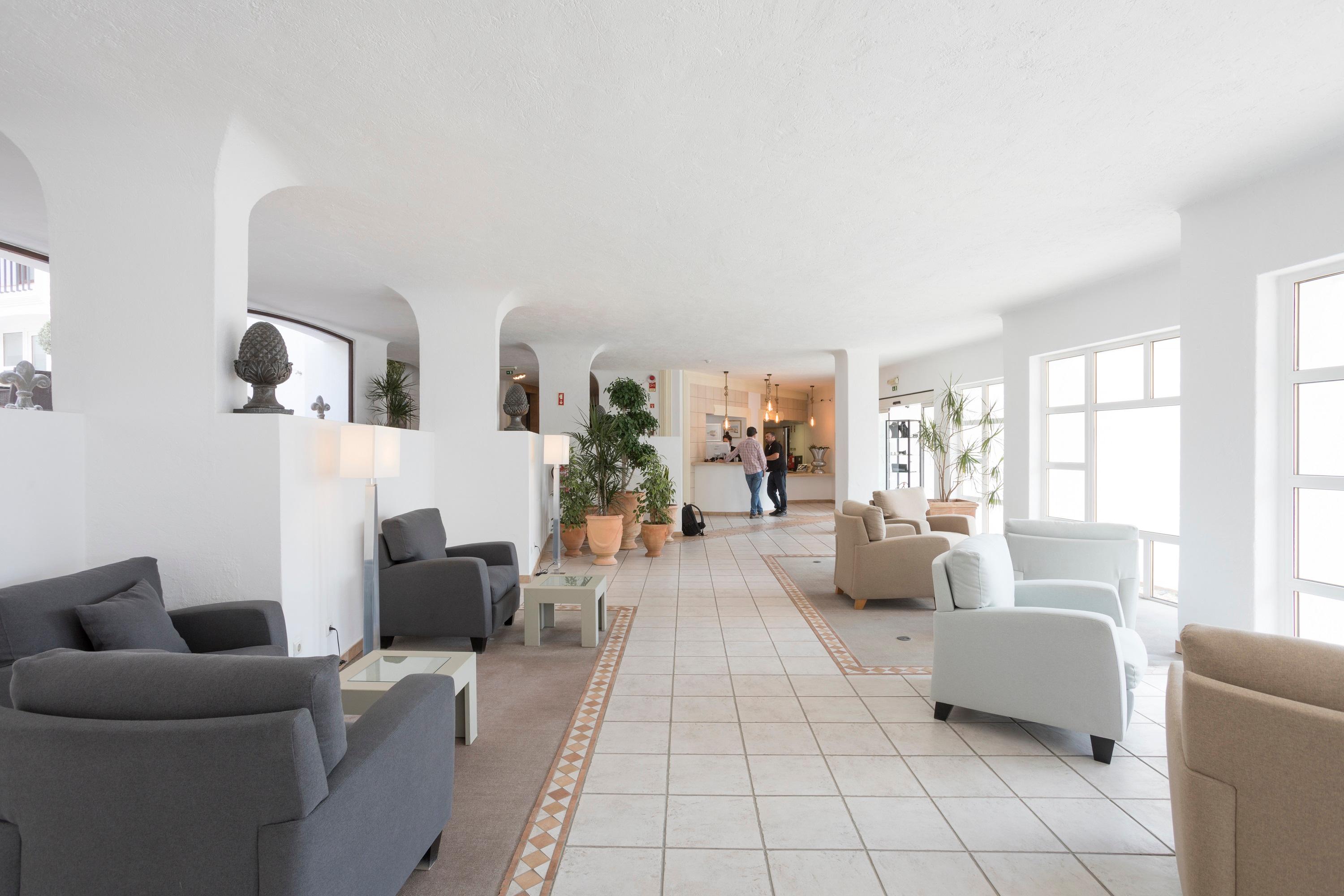 Vista Lobby Carvoeiro Plaza