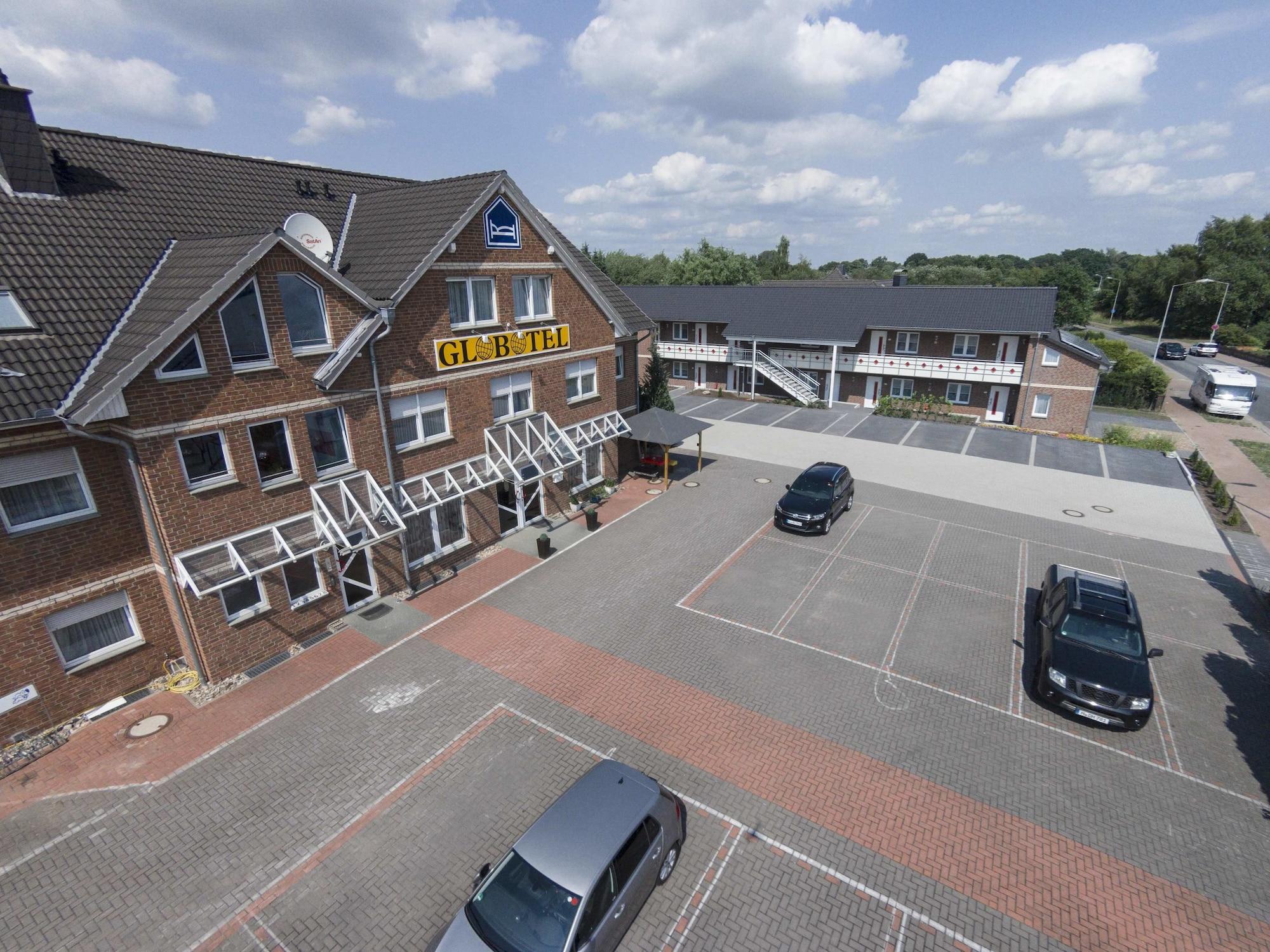 Vista Exterior Hotel Globotel Business