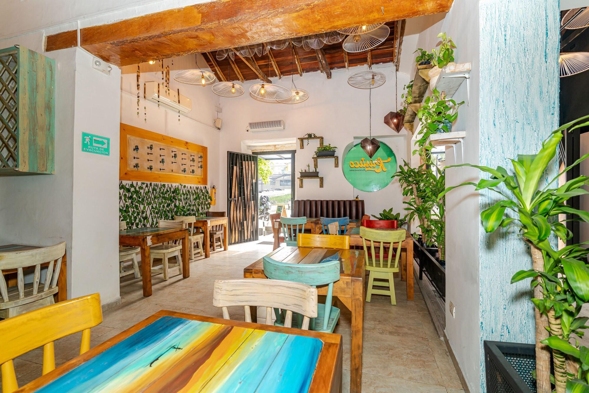 Restaurant Ayenda 79 Hotel