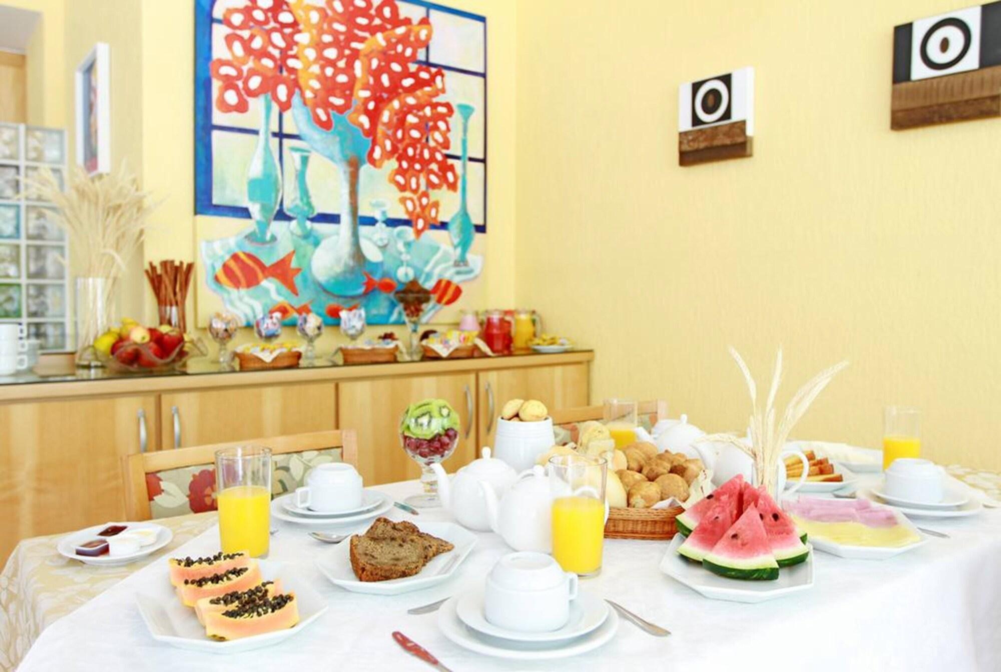 Restaurant Travel Inn Flats Riviera
