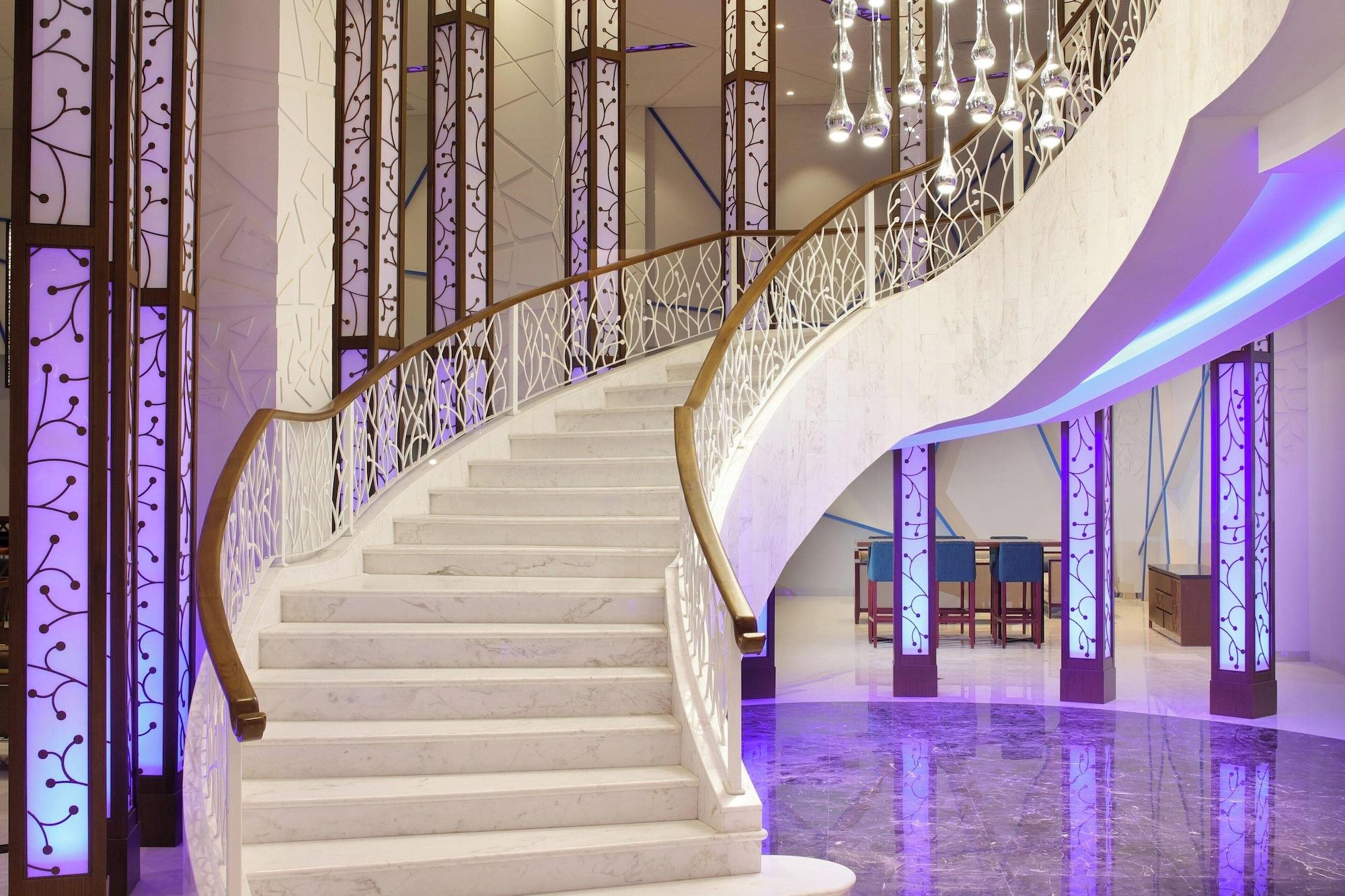 Vista Lobby Four Points by Sheraton Manado