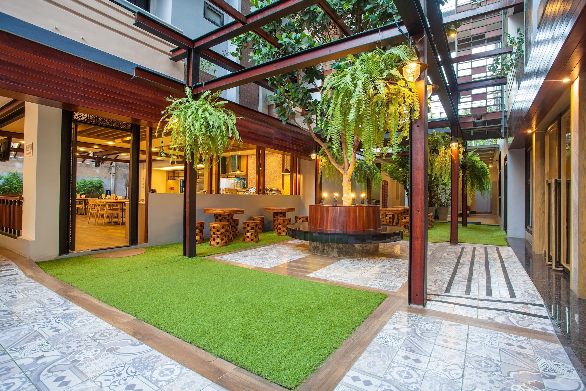 Comodidades del Alojamiento New Siam Palace Ville