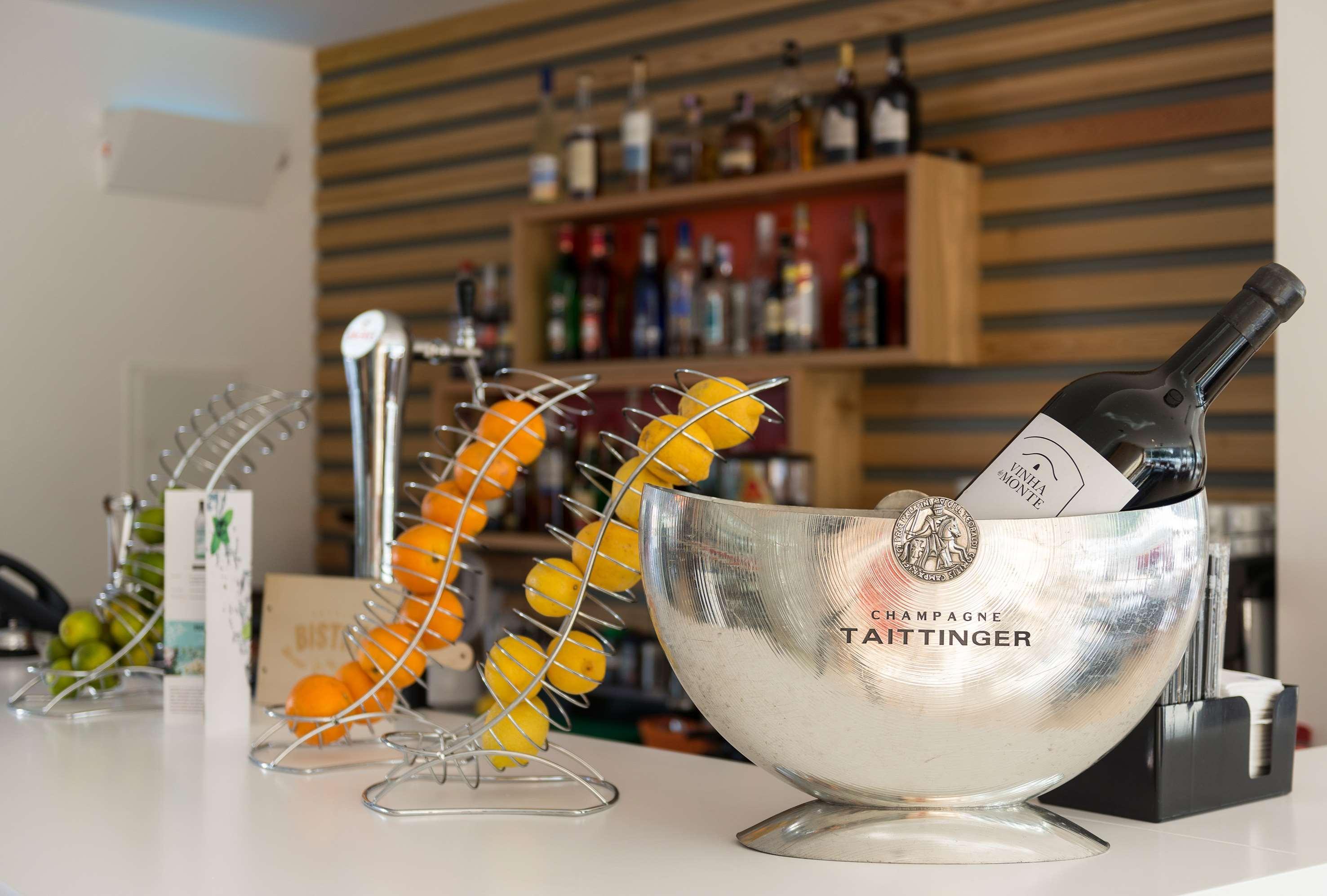 Bar/Salón TRYP Leiria