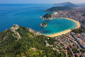 Passeio - Cidade Emblemática de San Sebastian - Tour Privado a Pé