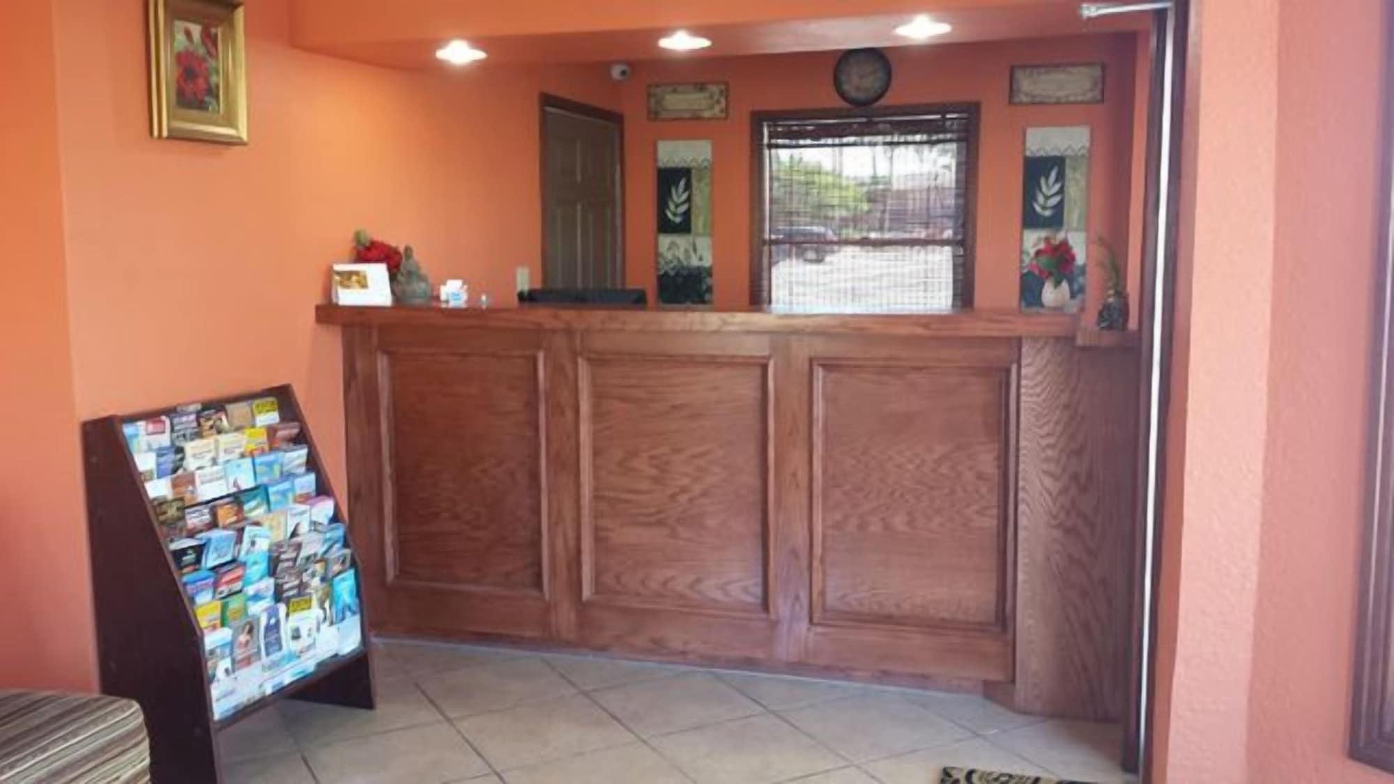 Vista Lobby Texas Inn North Brownsville