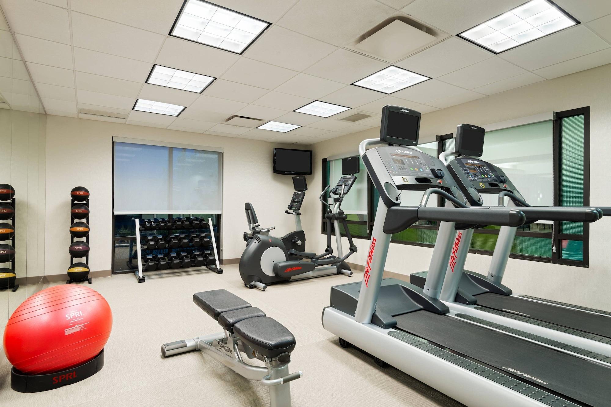 Gimnasio SpringHill Suites by Marriott Cleveland/Solon