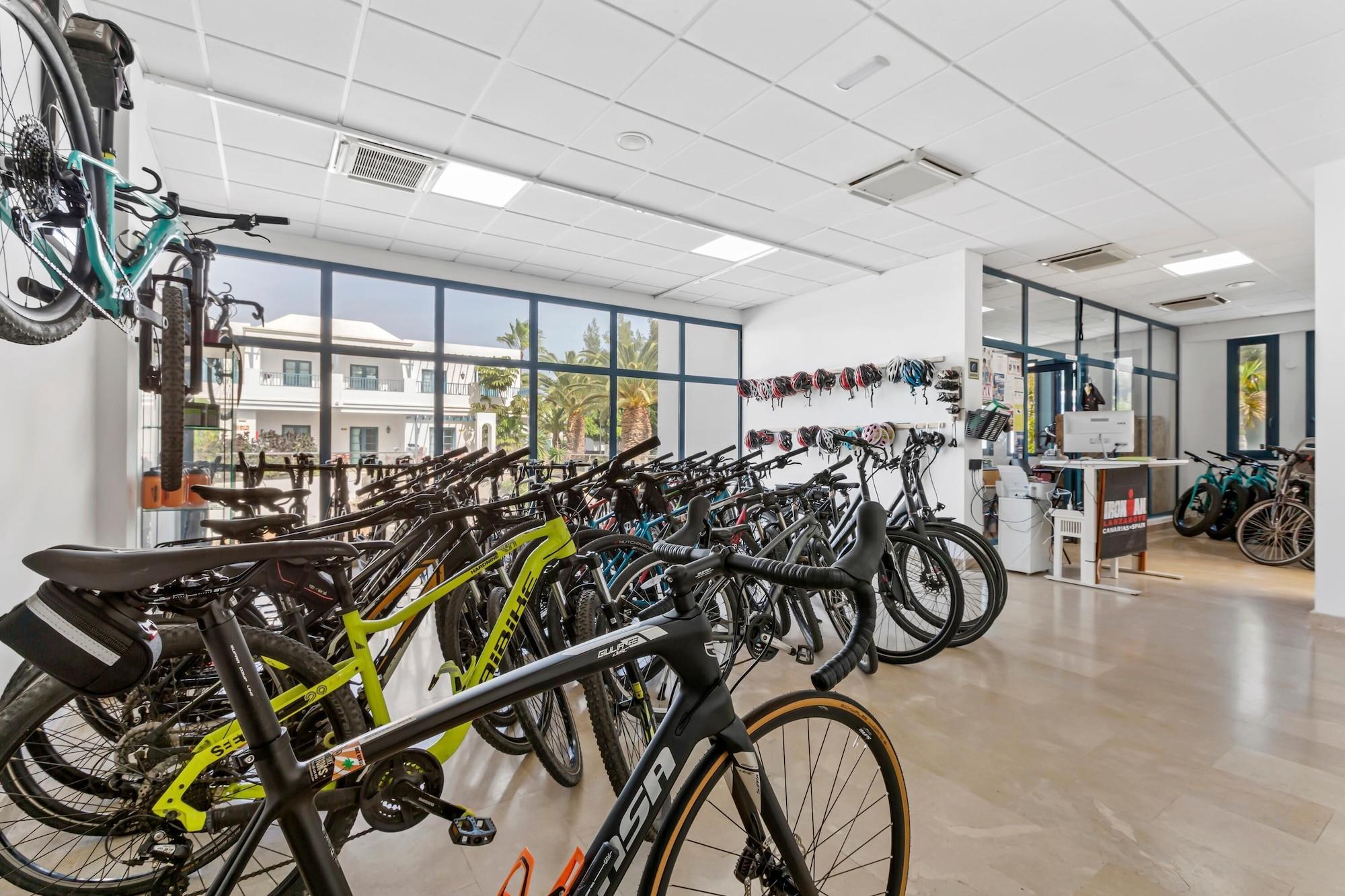 Gimnasio THB Tropical Island Aparthotel