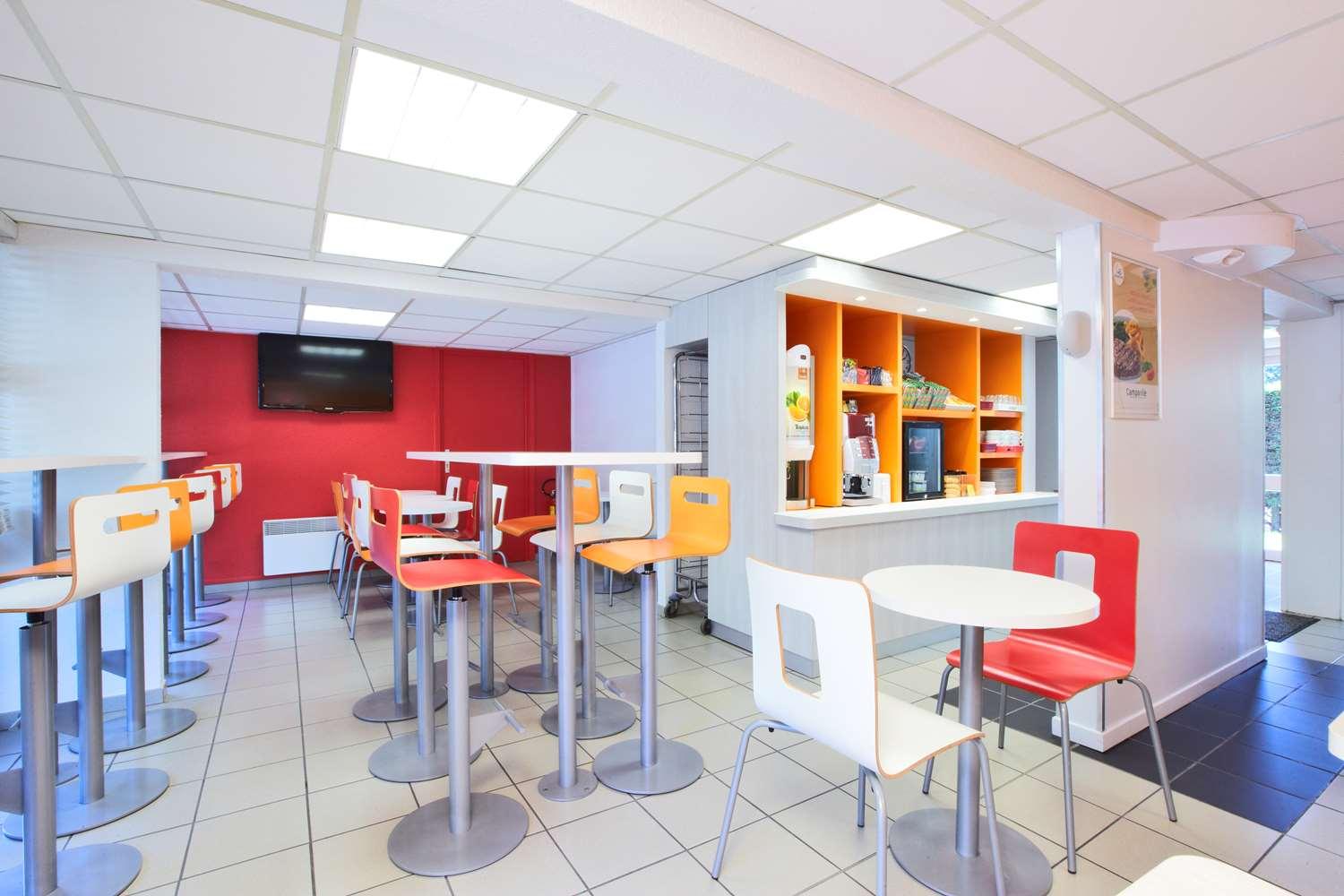 Vista Lobby Premiere Classe Meaux - Nanteuil les Meaux
