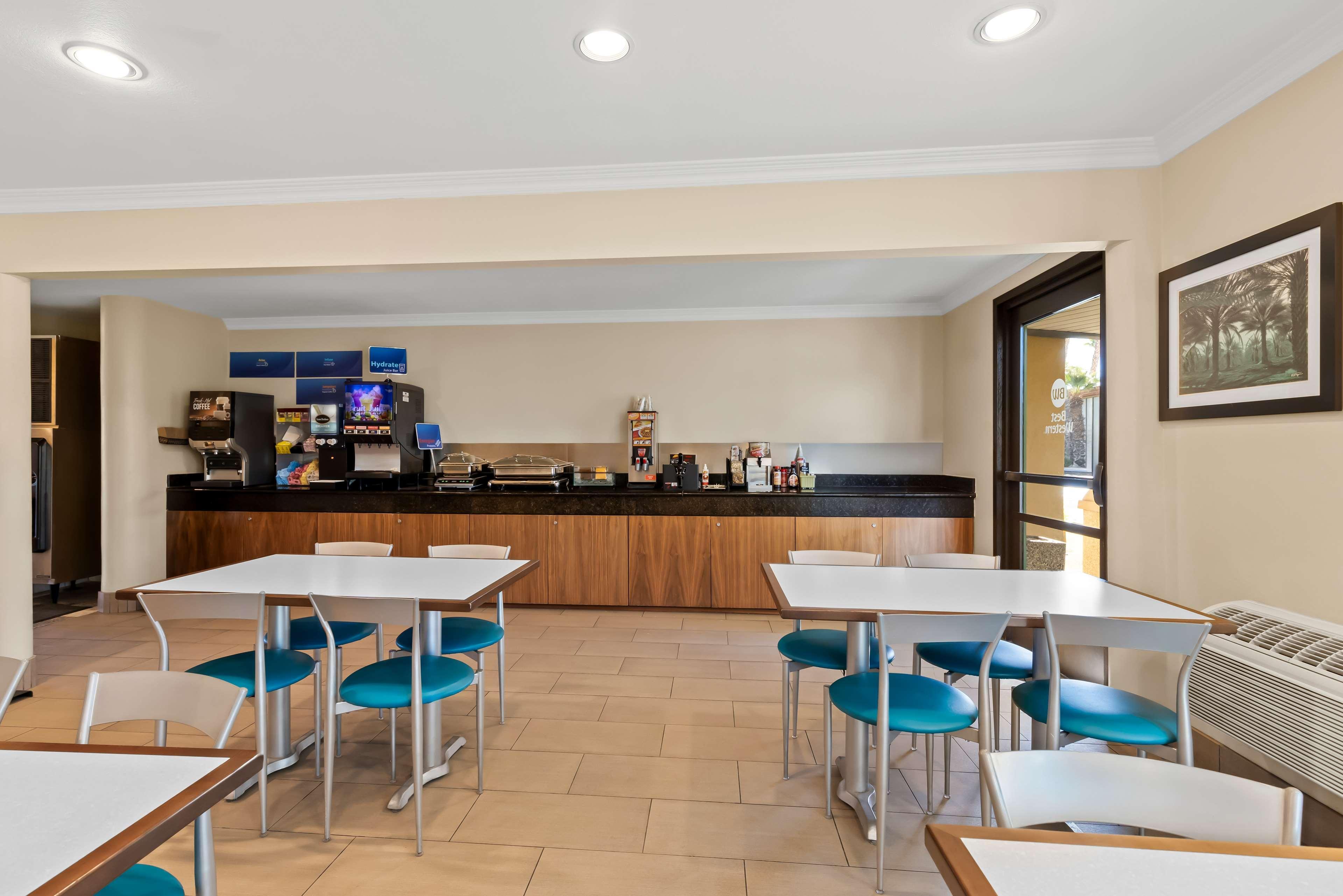 Restaurant Best Western Date Tree Hotel