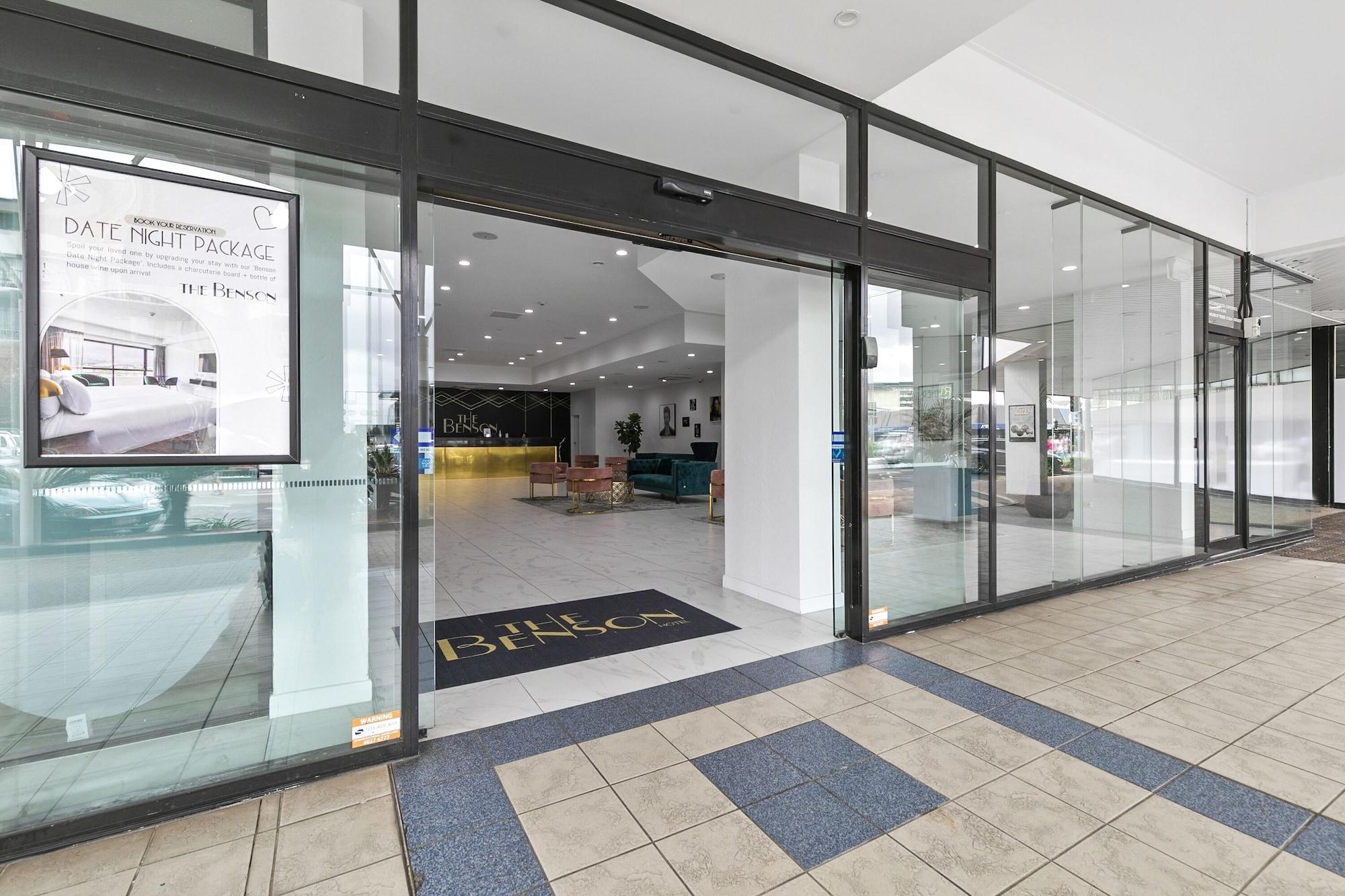 Vista Exterior The Benson Hotel