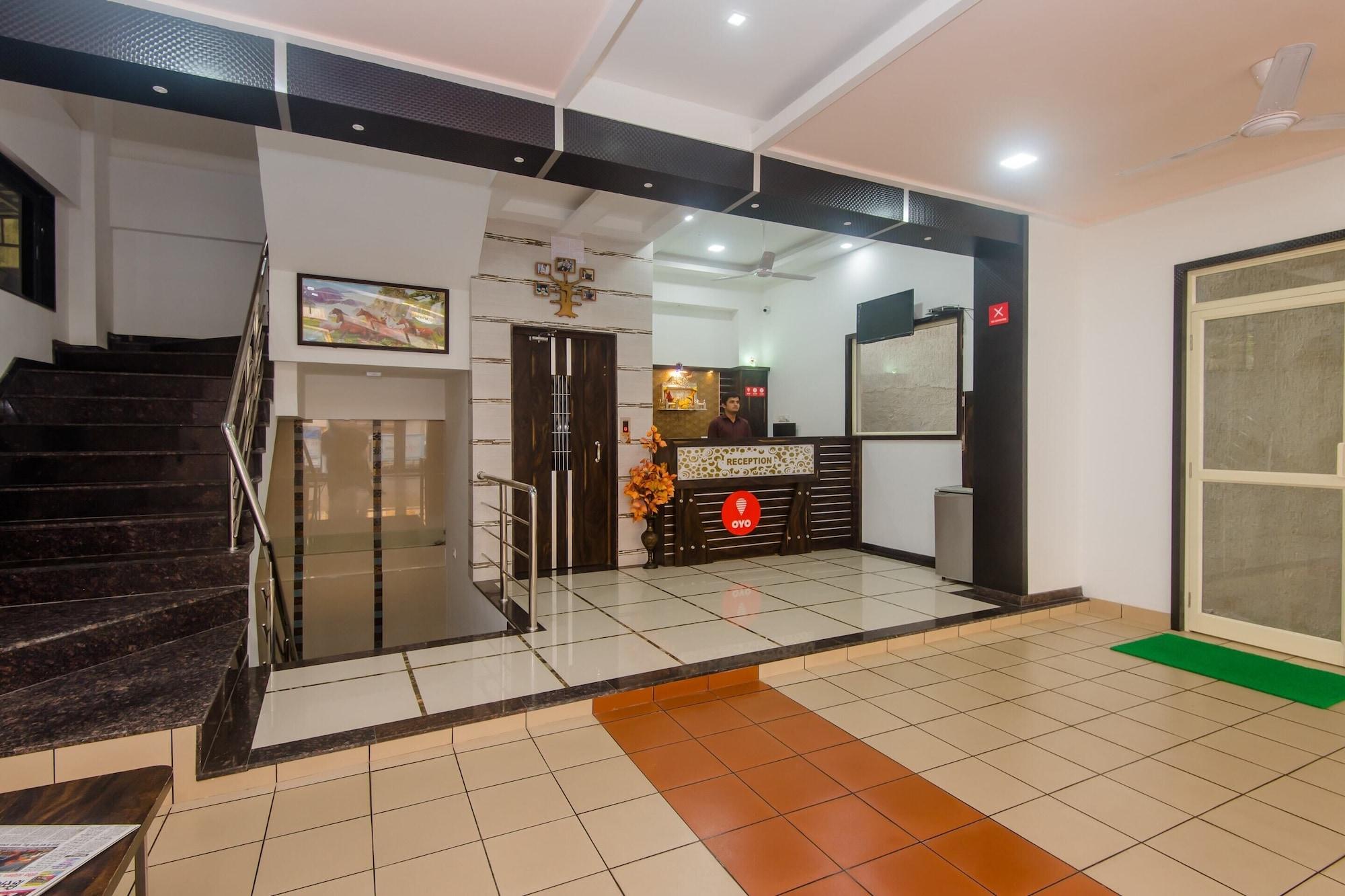 Vista Lobby OYO 13511 Hotel Gems