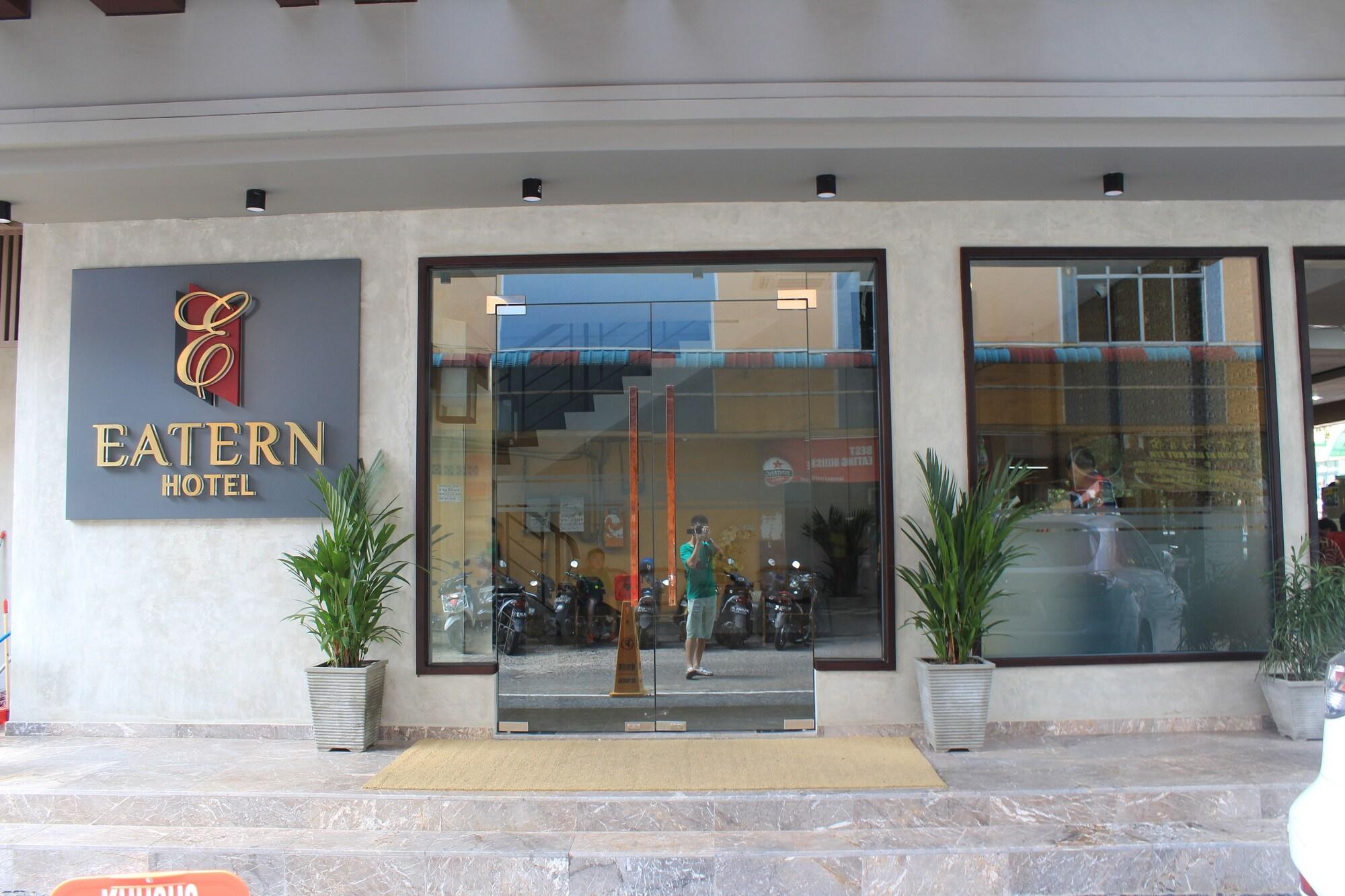 Varios Eatern Hotel
