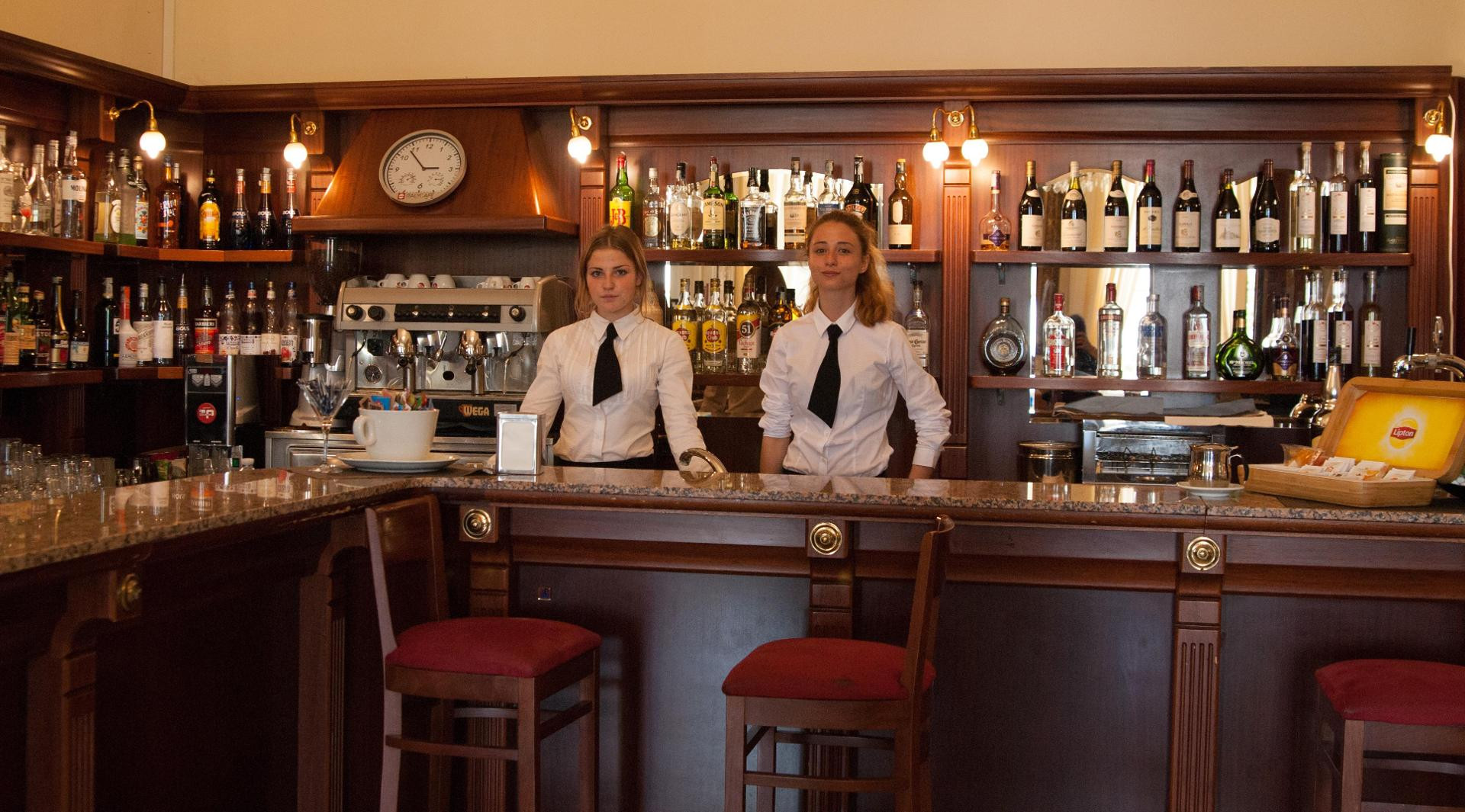 Bar/Salón Grand Hotel & des Anglais