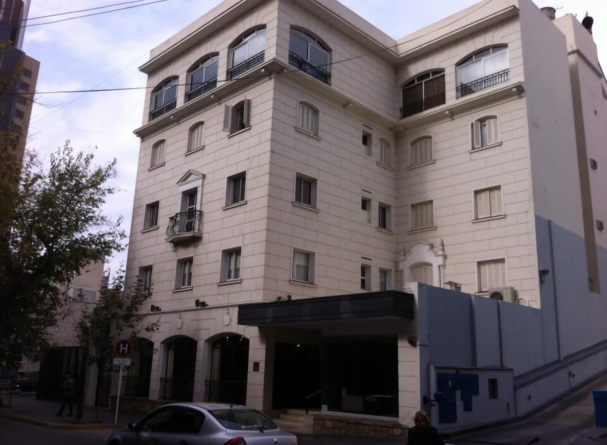 Vista Exterior Hotel Cervantes