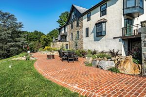 Alojamiento - Secluded Chester County historic farmhouse and venue