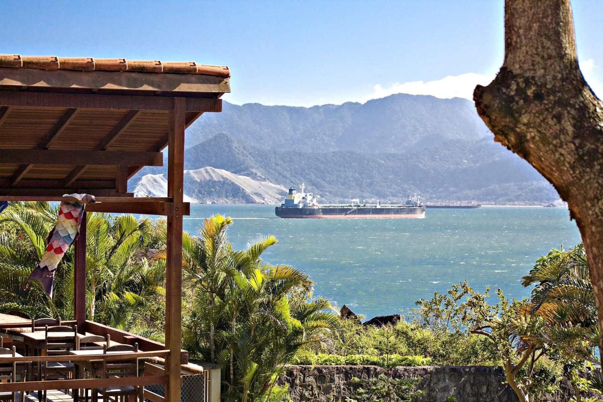 Vista Exterior Pousada Isola Bella - Sobre o Mar