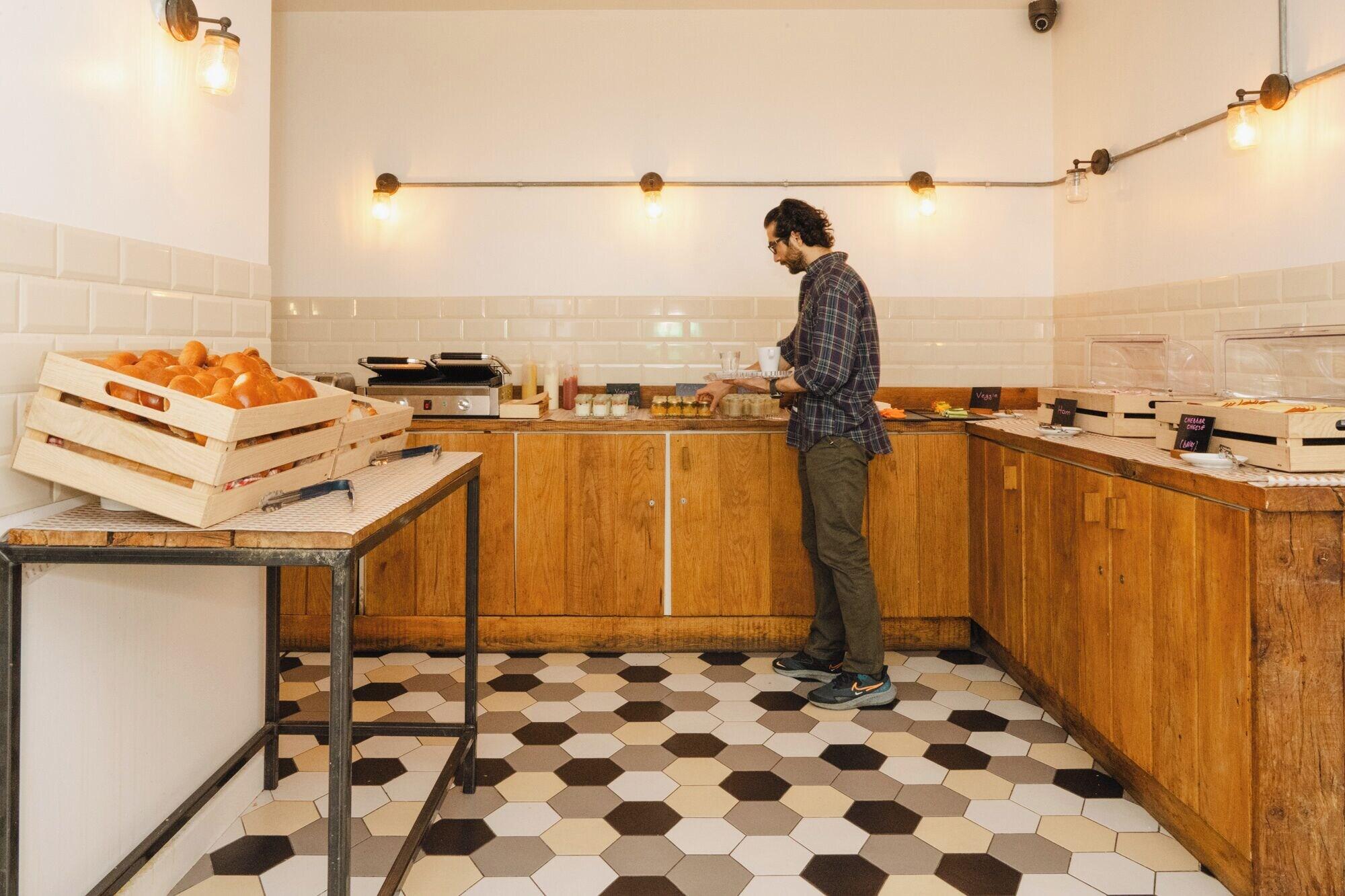 Restaurant Wombat's City Hostel London