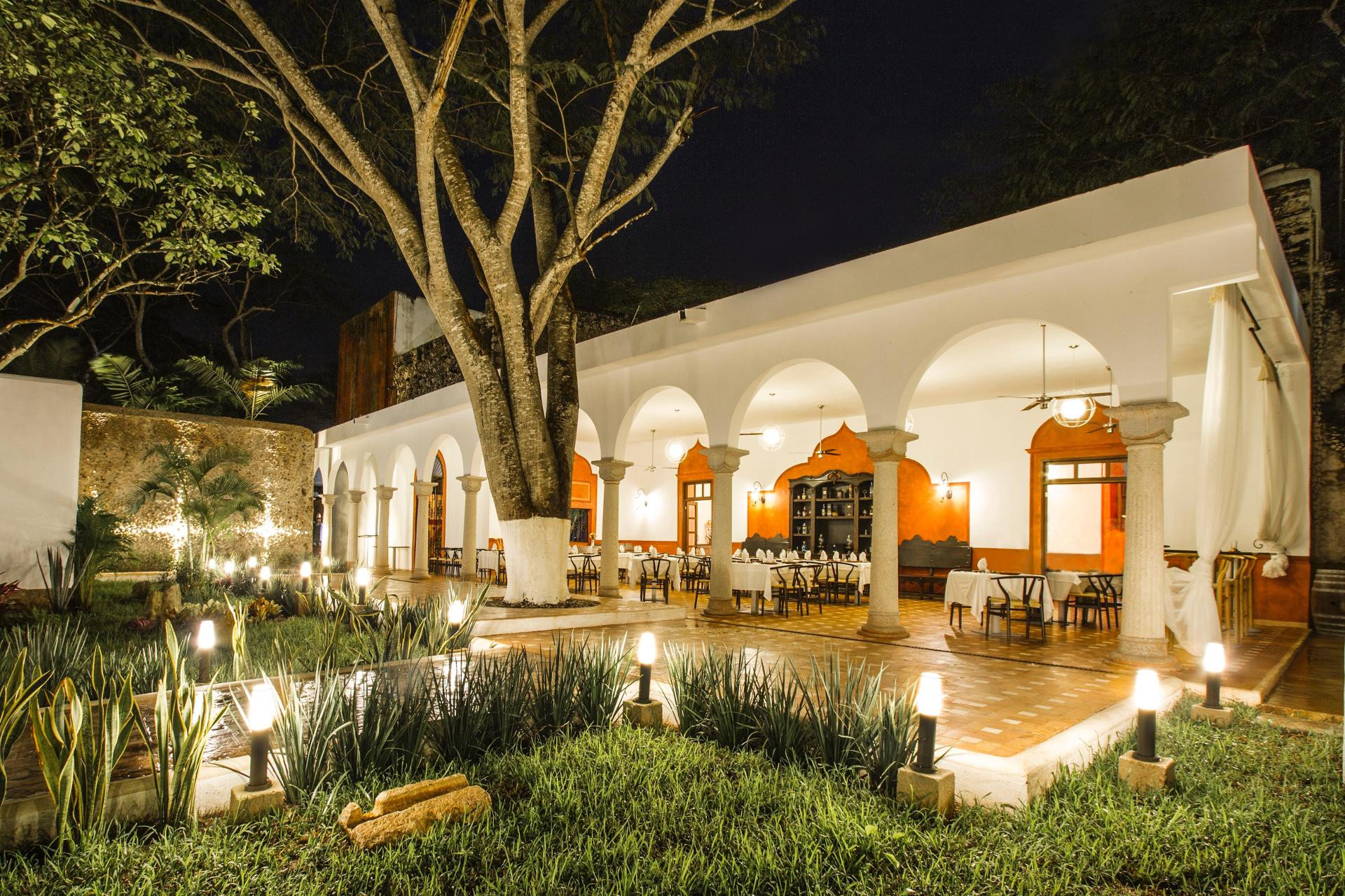 Restaurant Hacienda Santa Cruz